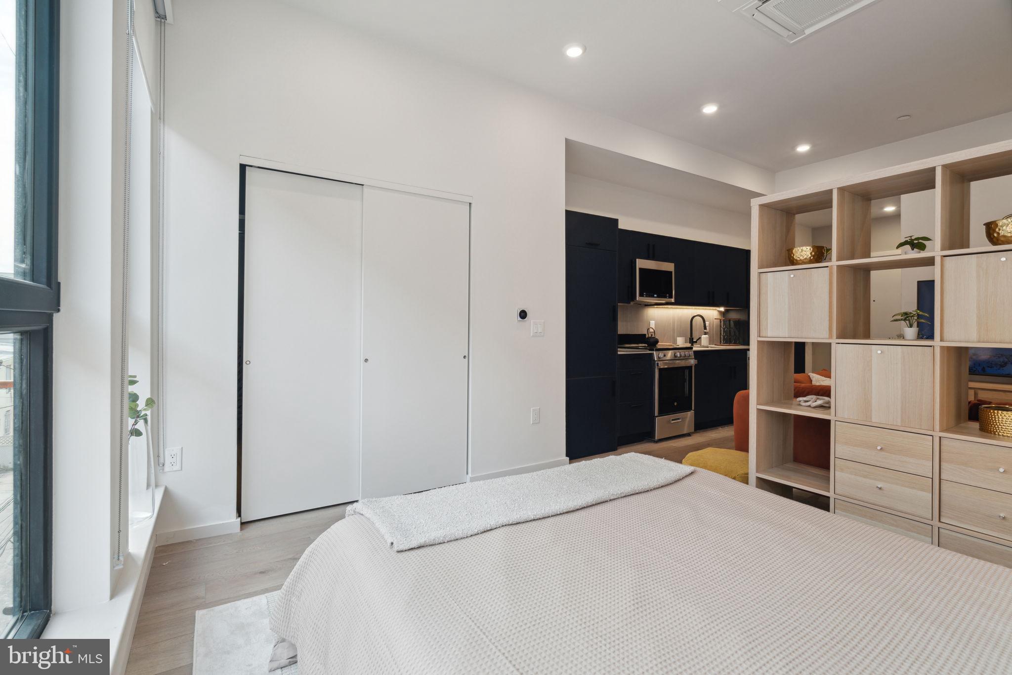 OLDE KENSINGTON - Residential Lease