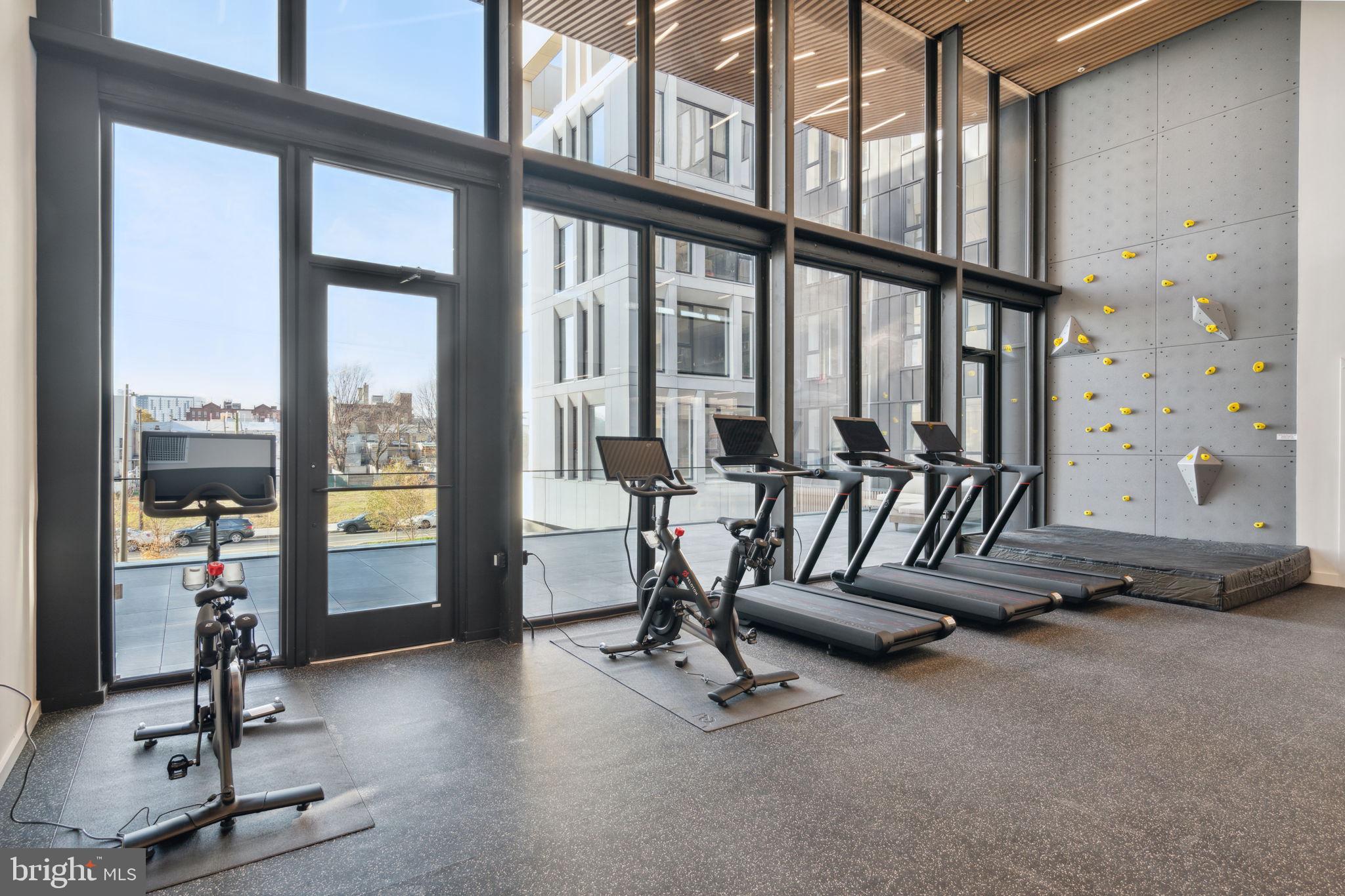 OLDE KENSINGTON - Residential Lease