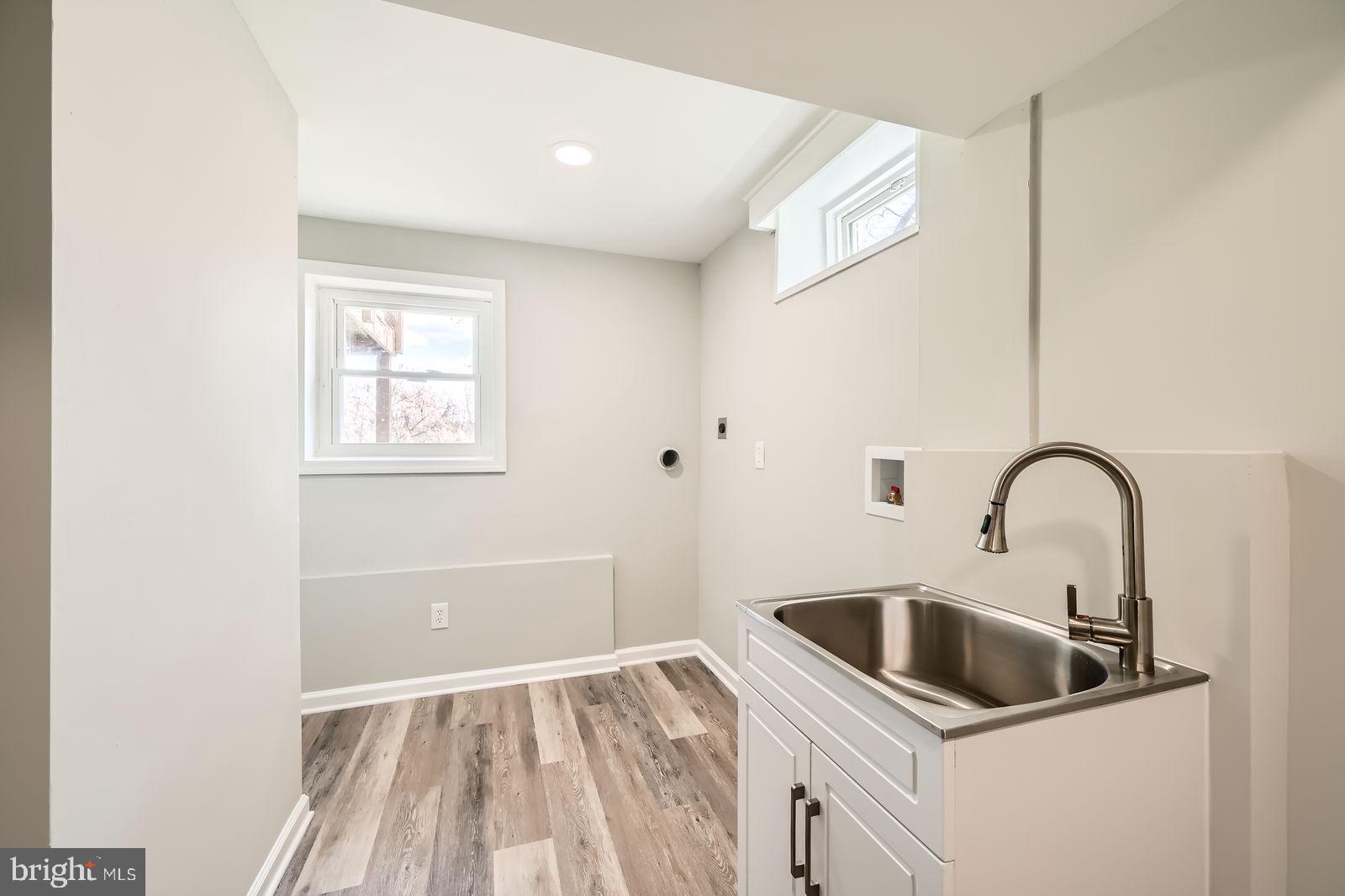 PRETTYBOY MANOR - Residential