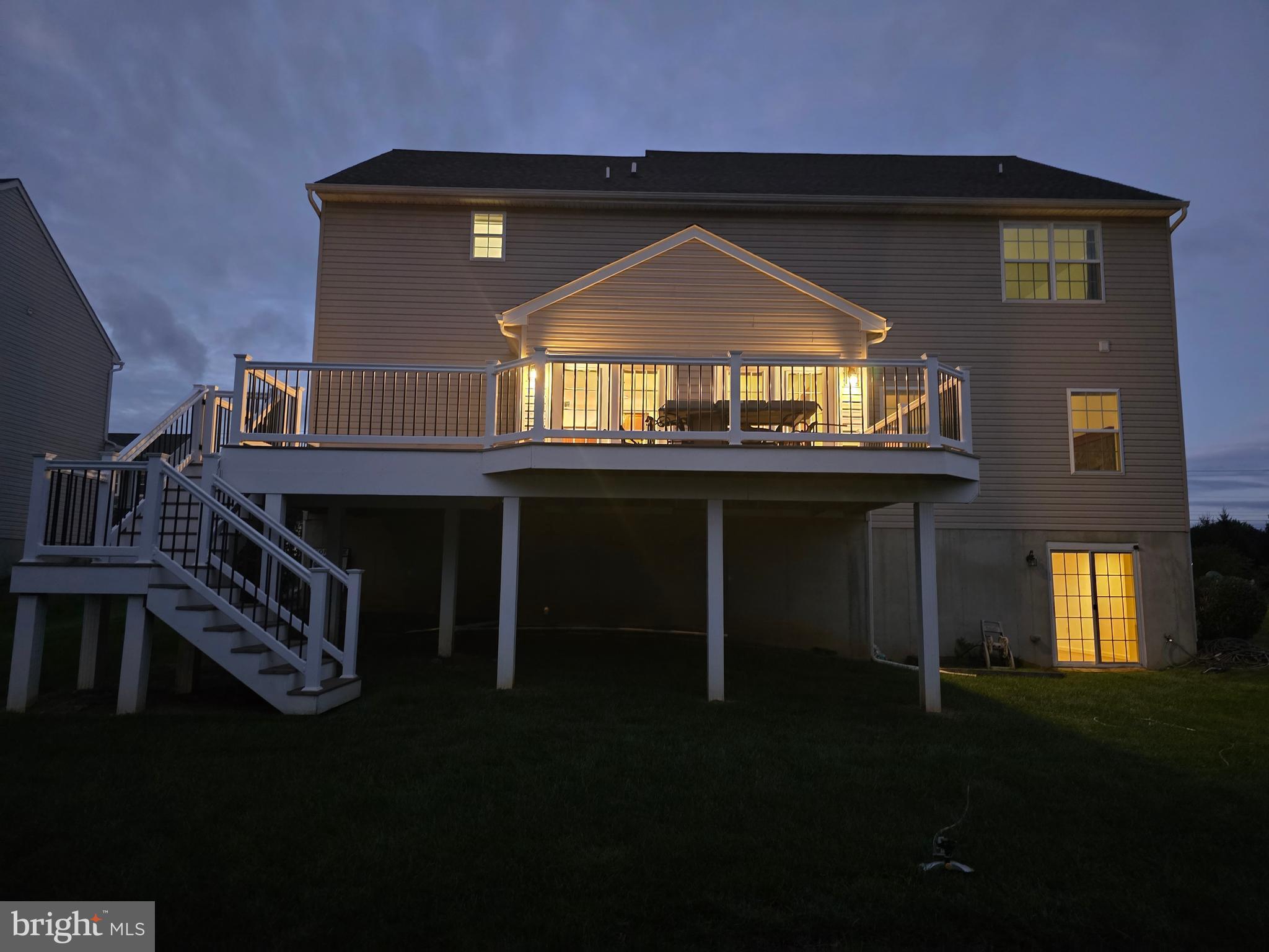 625 WARMINSTER LANE