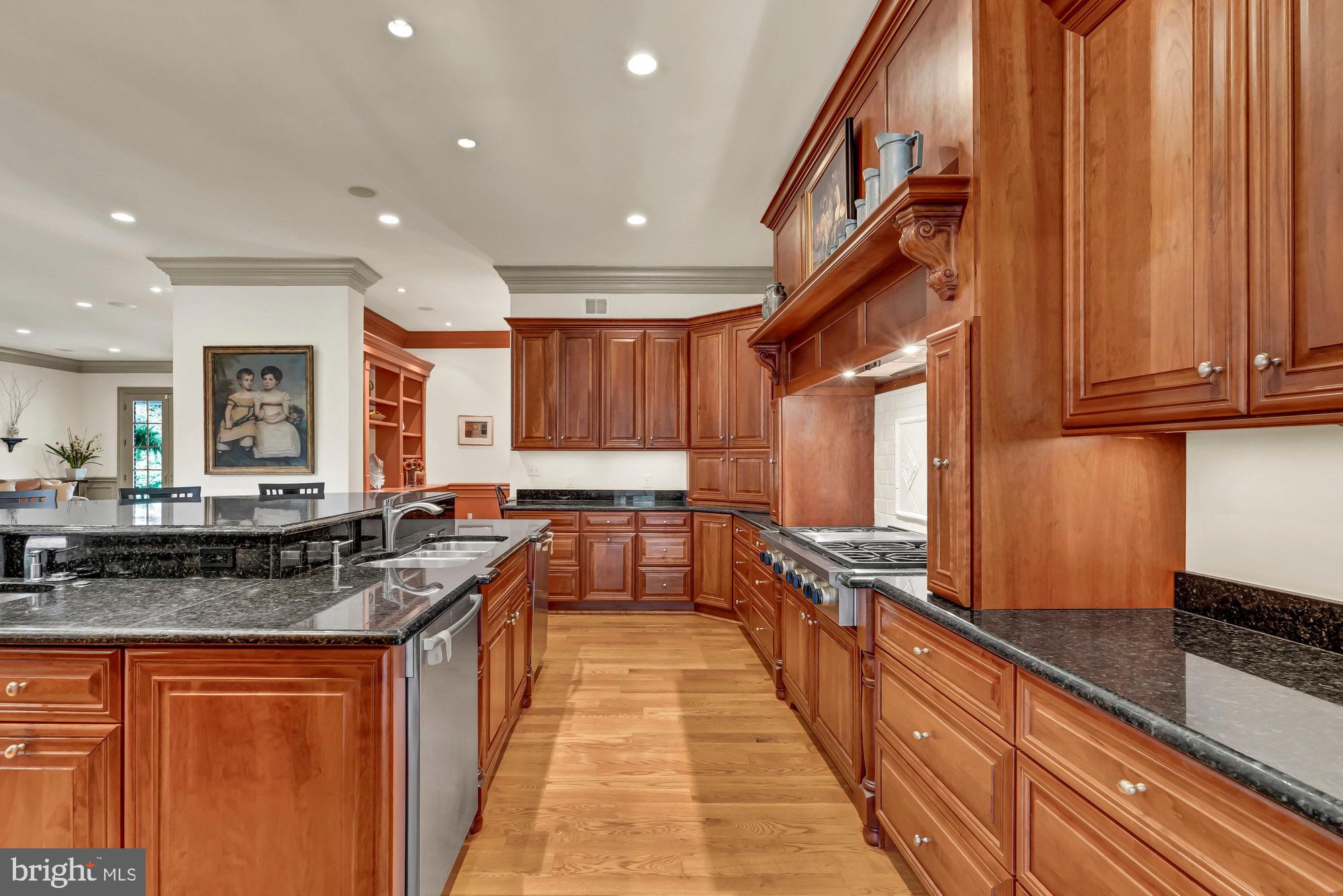 TEN PENNY WOODS - Residential