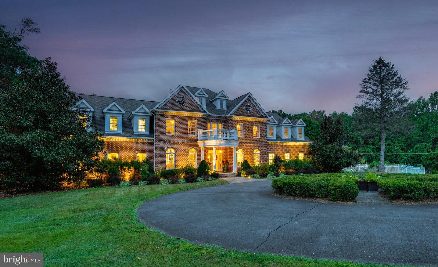 TEN PENNY WOODS - Residential