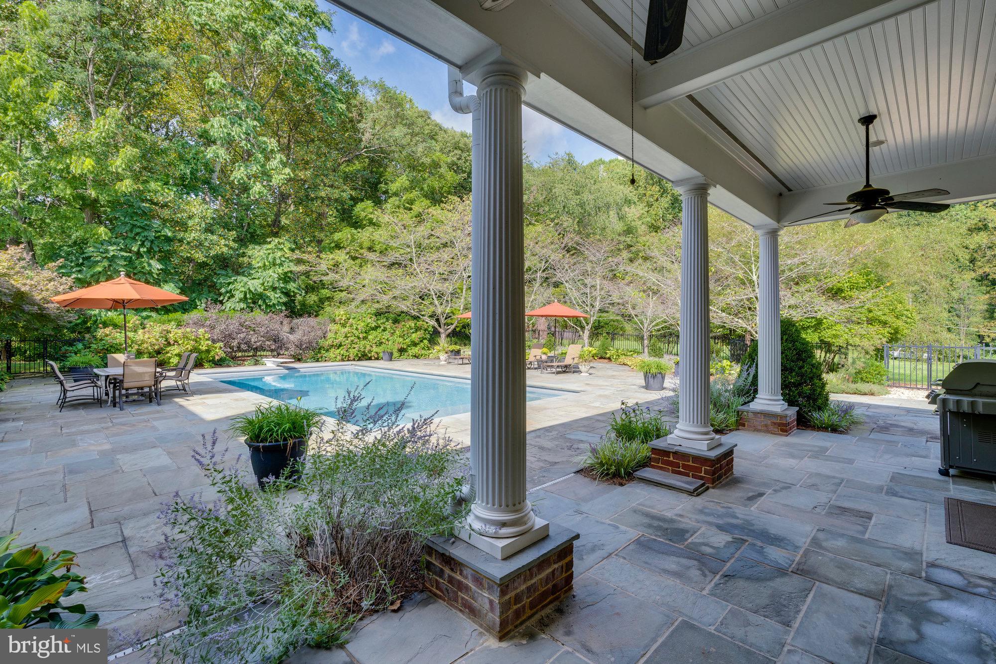 TEN PENNY WOODS - Residential