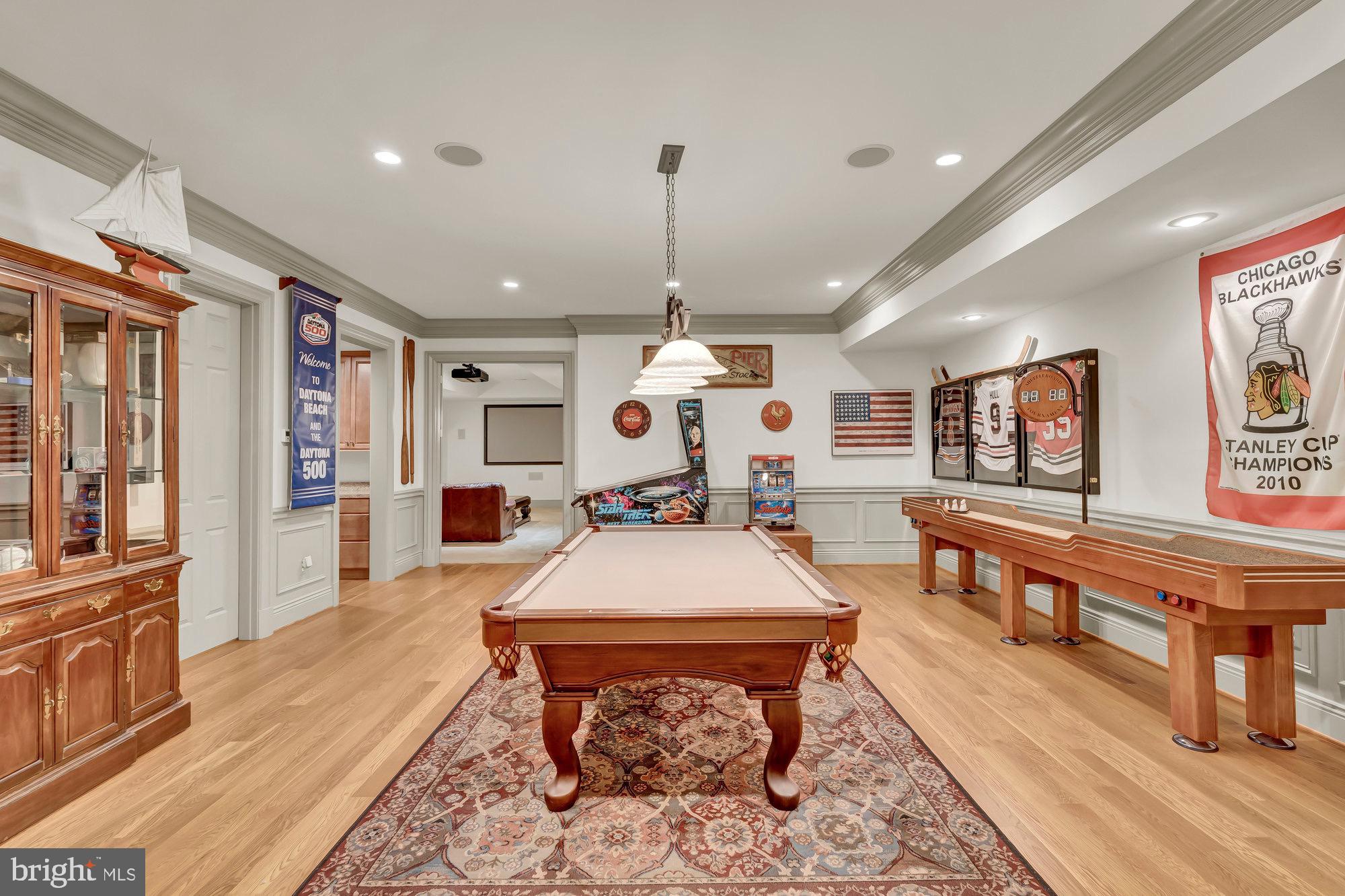 TEN PENNY WOODS - Residential