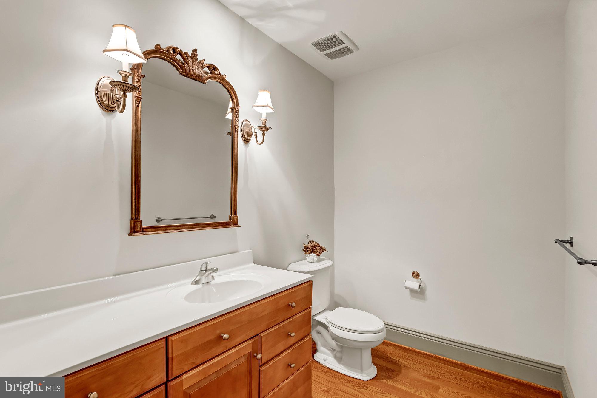 TEN PENNY WOODS - Residential