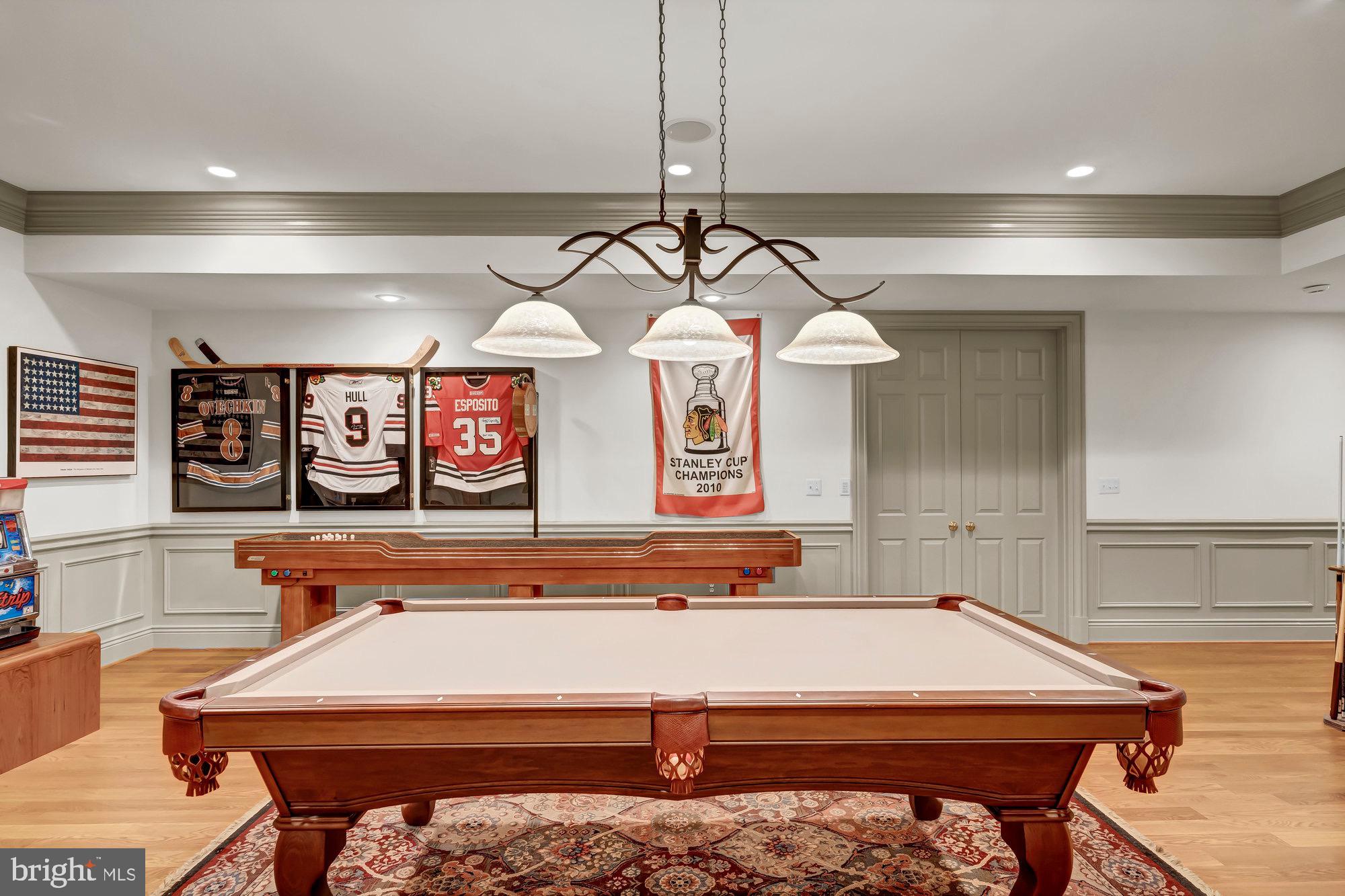 TEN PENNY WOODS - Residential