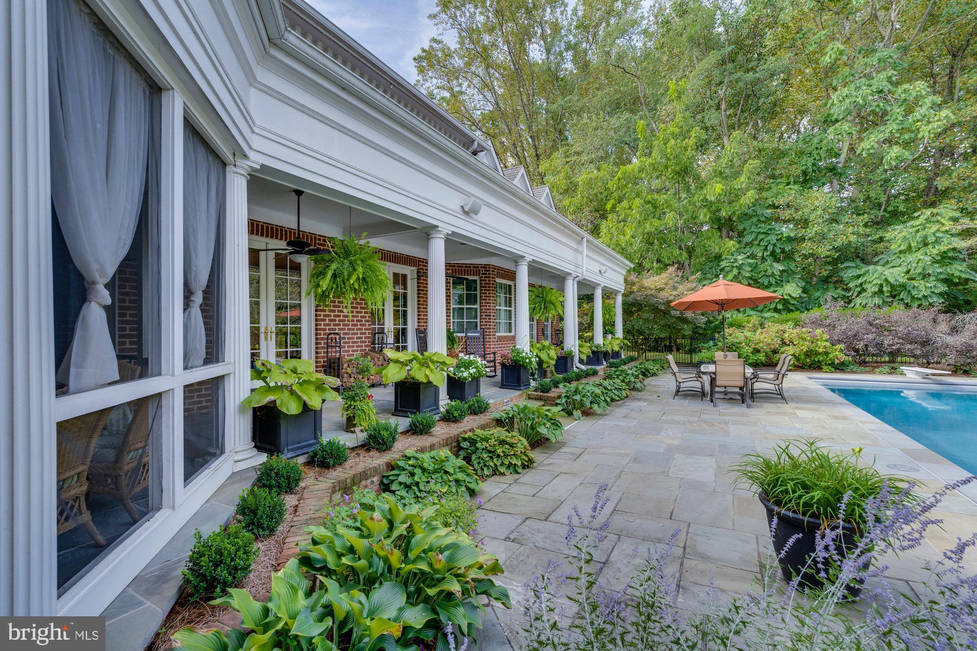 TEN PENNY WOODS - Residential