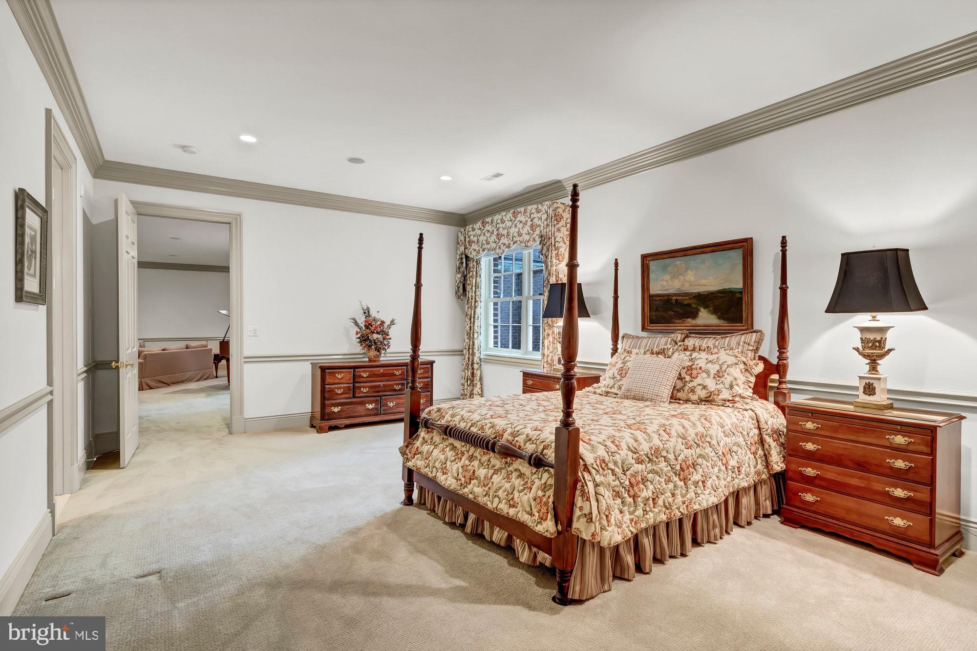 TEN PENNY WOODS - Residential