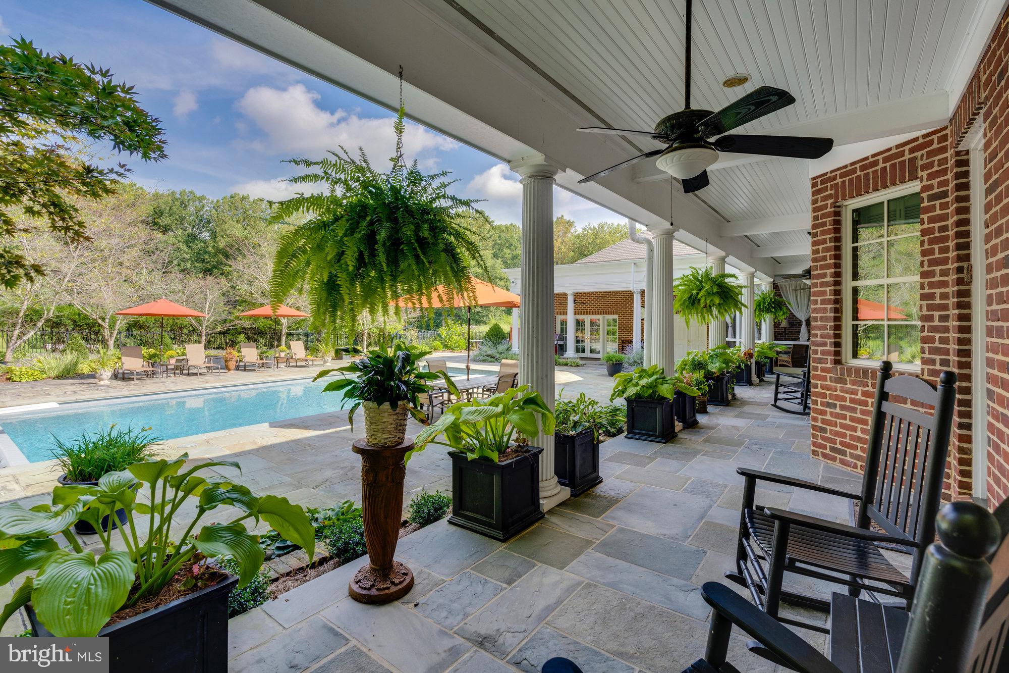 TEN PENNY WOODS - Residential