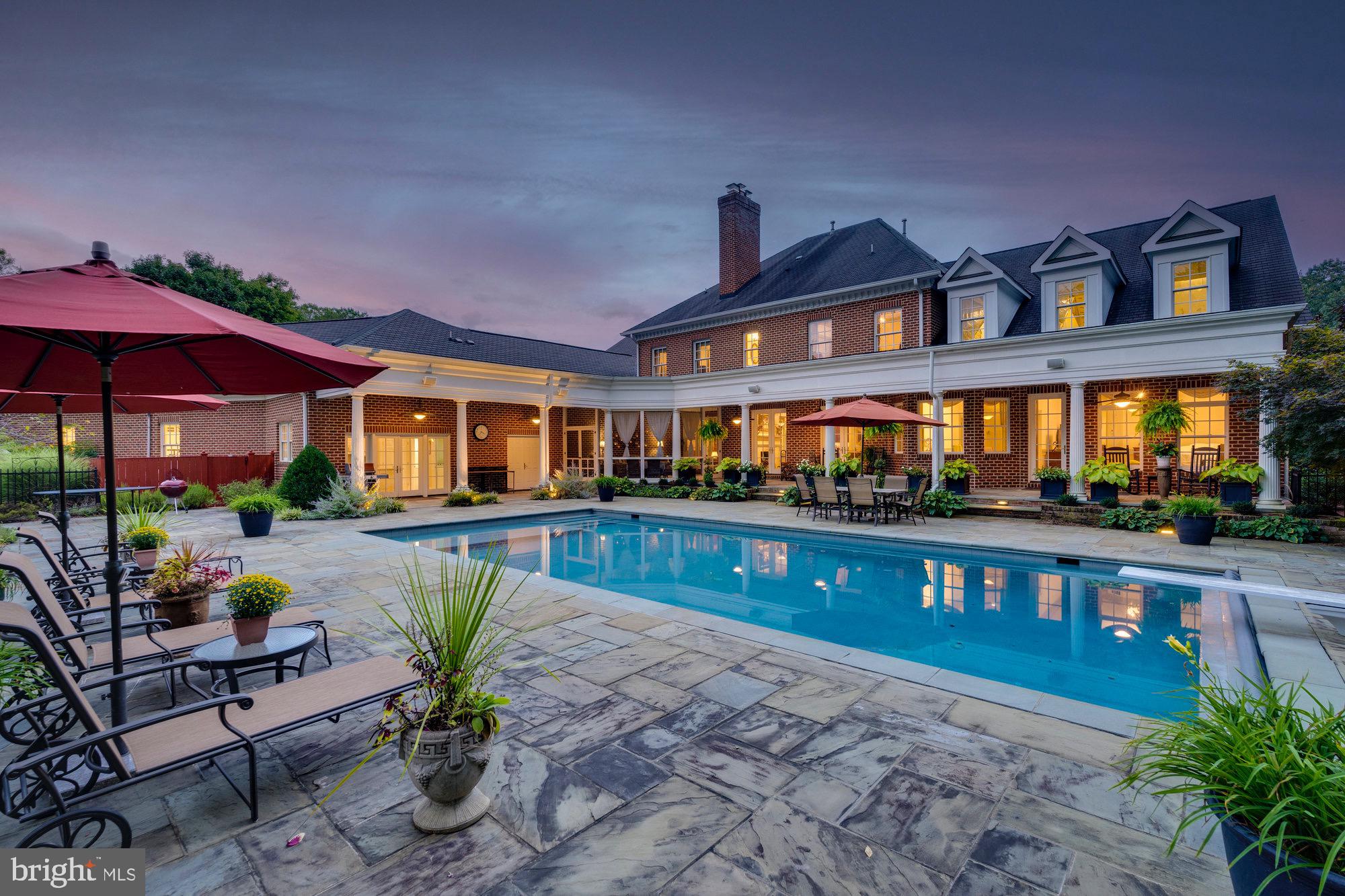 TEN PENNY WOODS - Residential