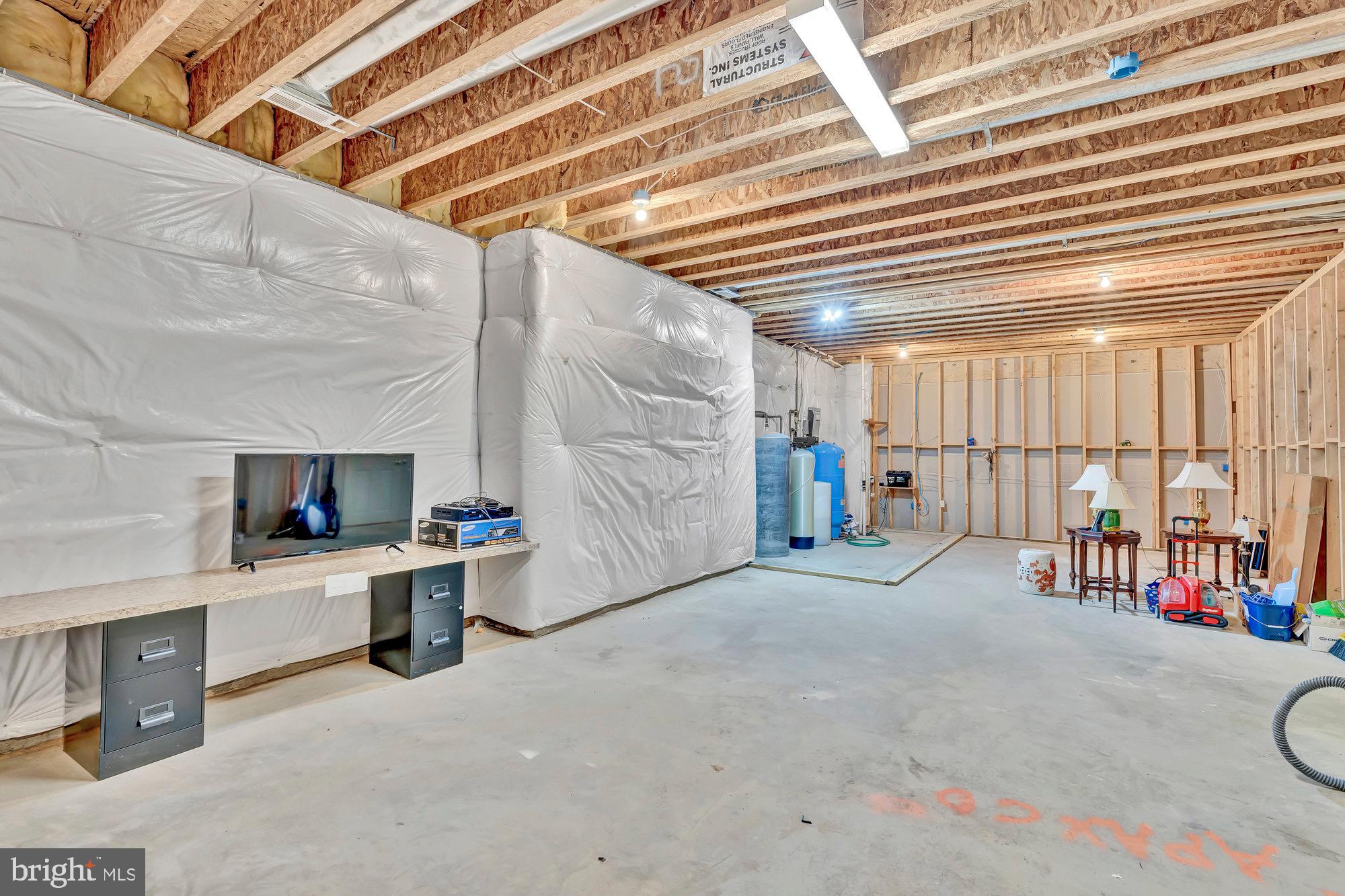 TEN PENNY WOODS - Residential