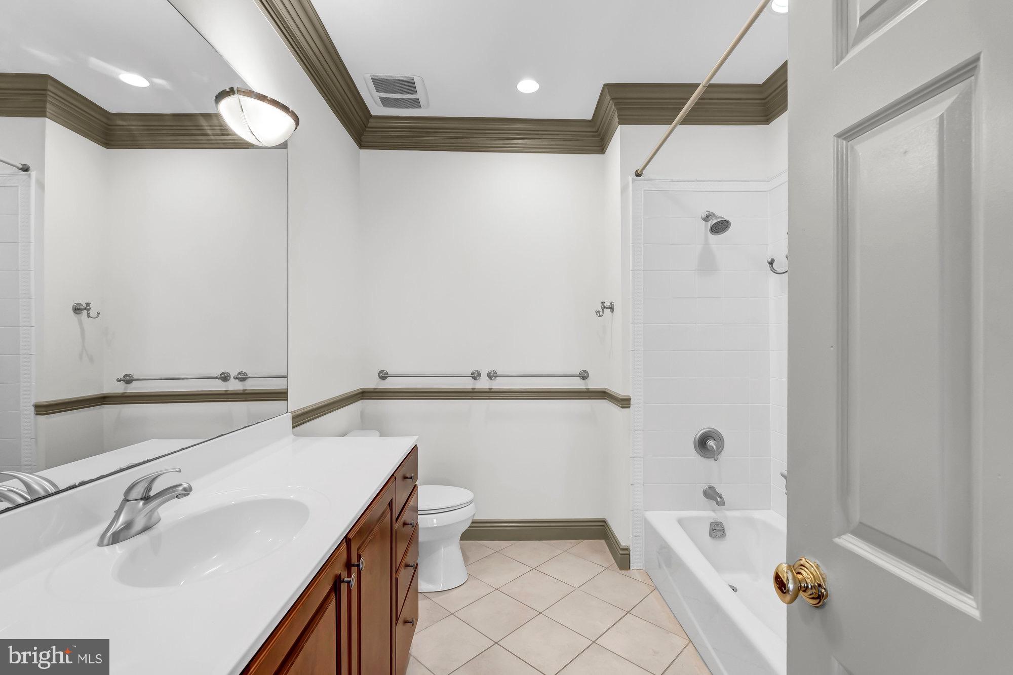 TEN PENNY WOODS - Residential