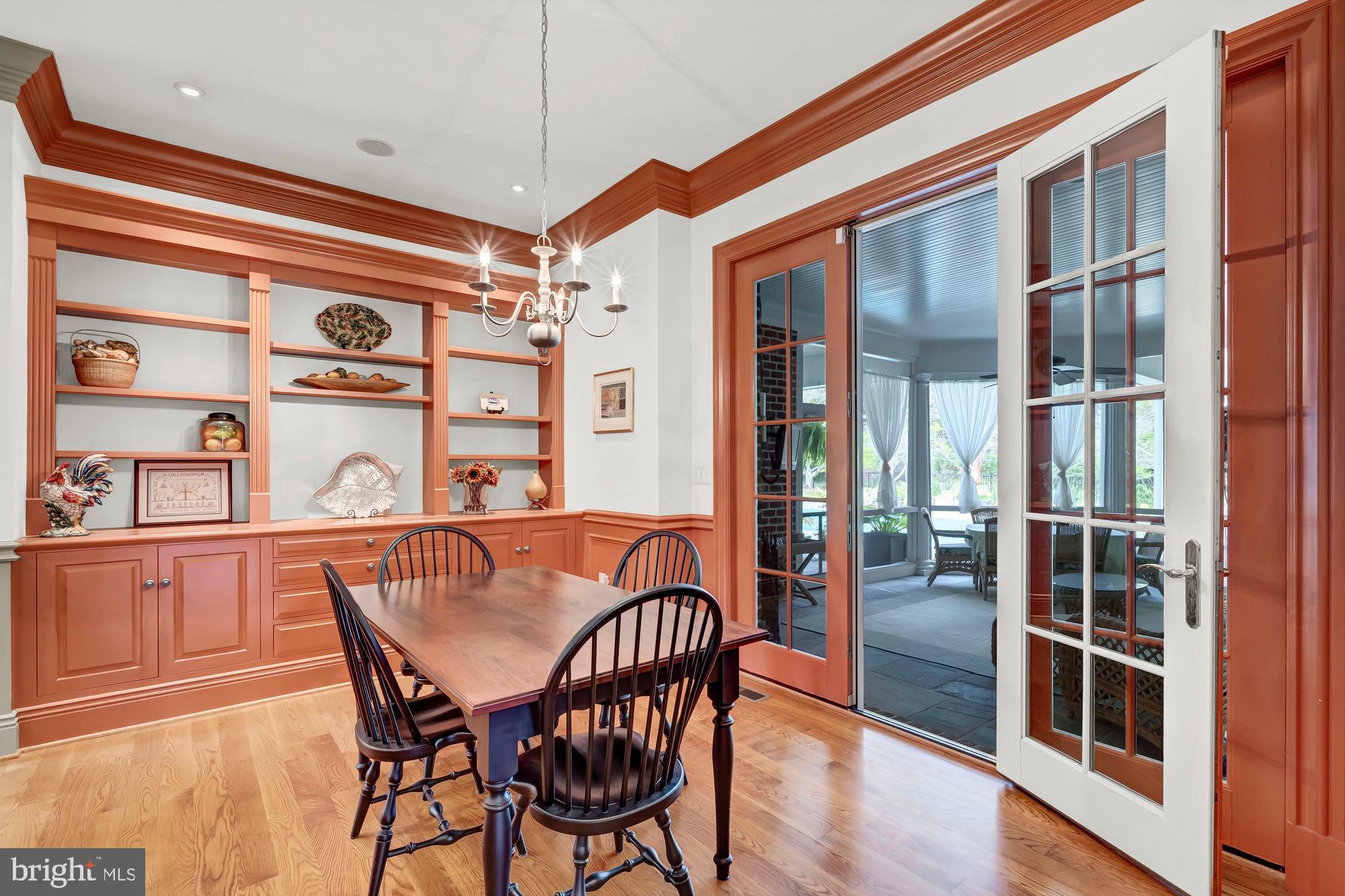 TEN PENNY WOODS - Residential