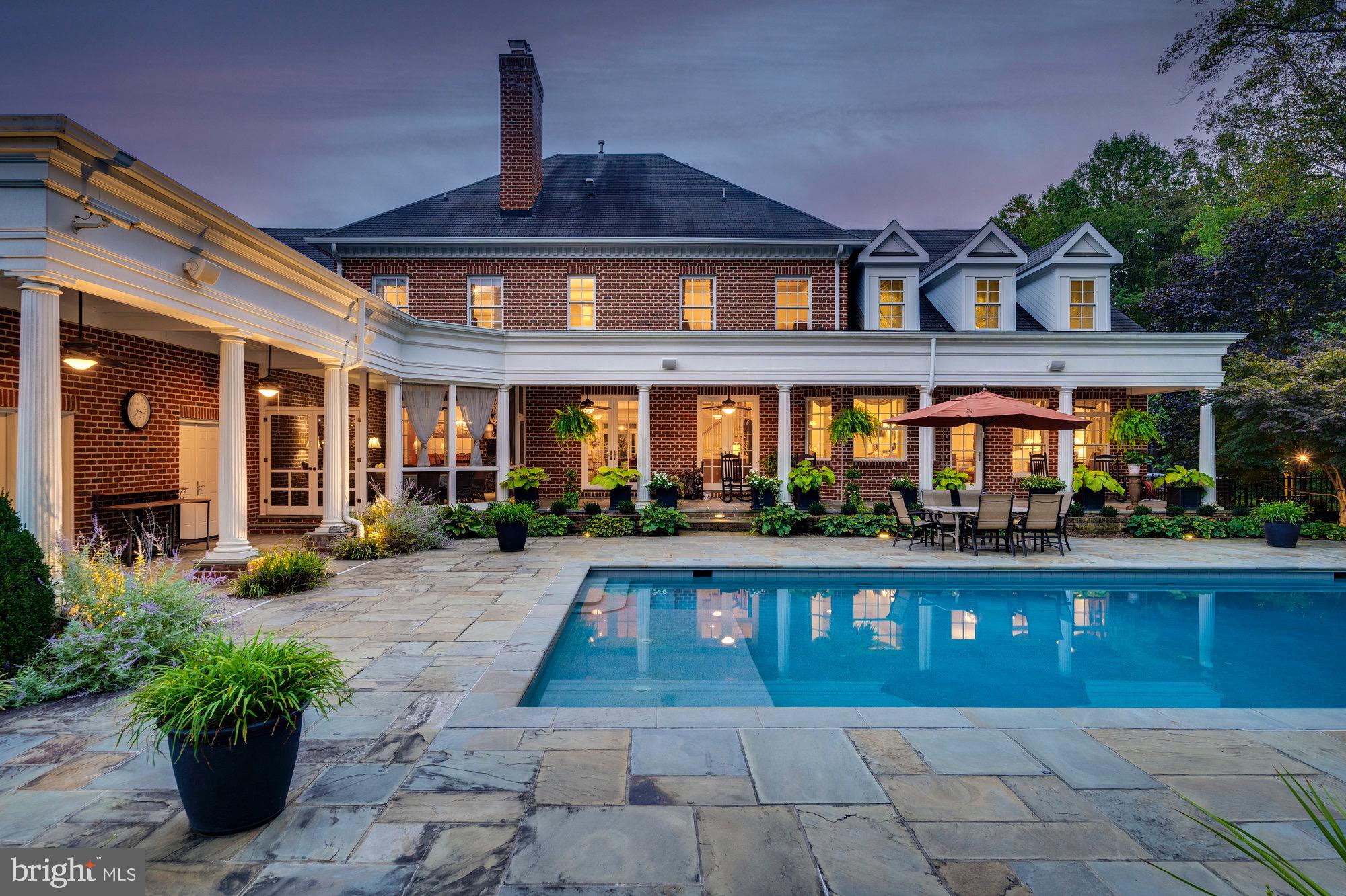 TEN PENNY WOODS - Residential