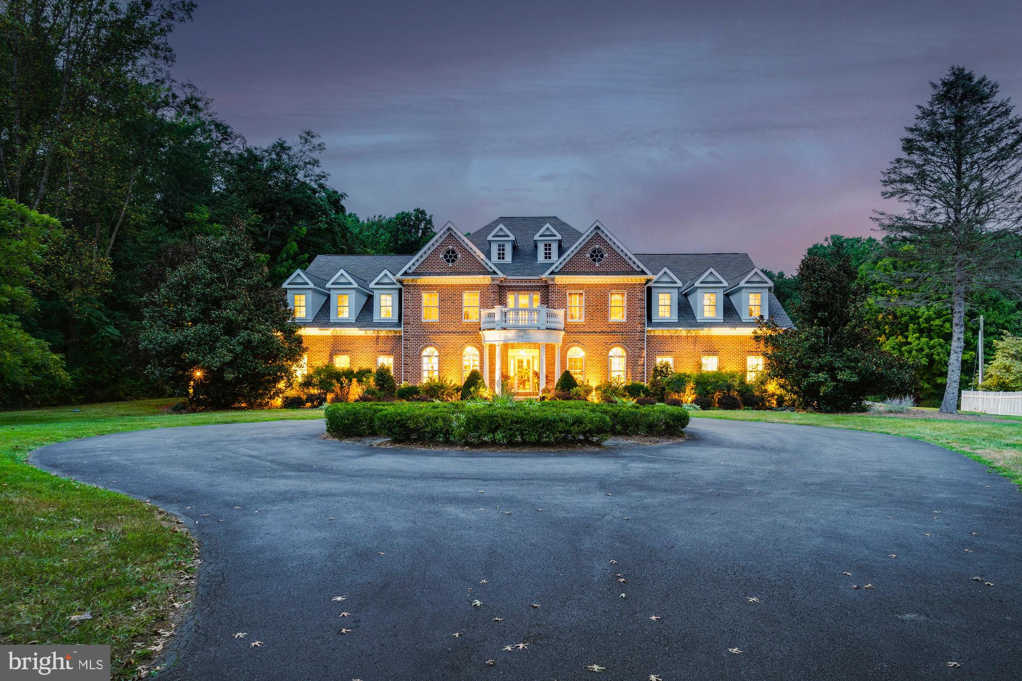 TEN PENNY WOODS - Residential