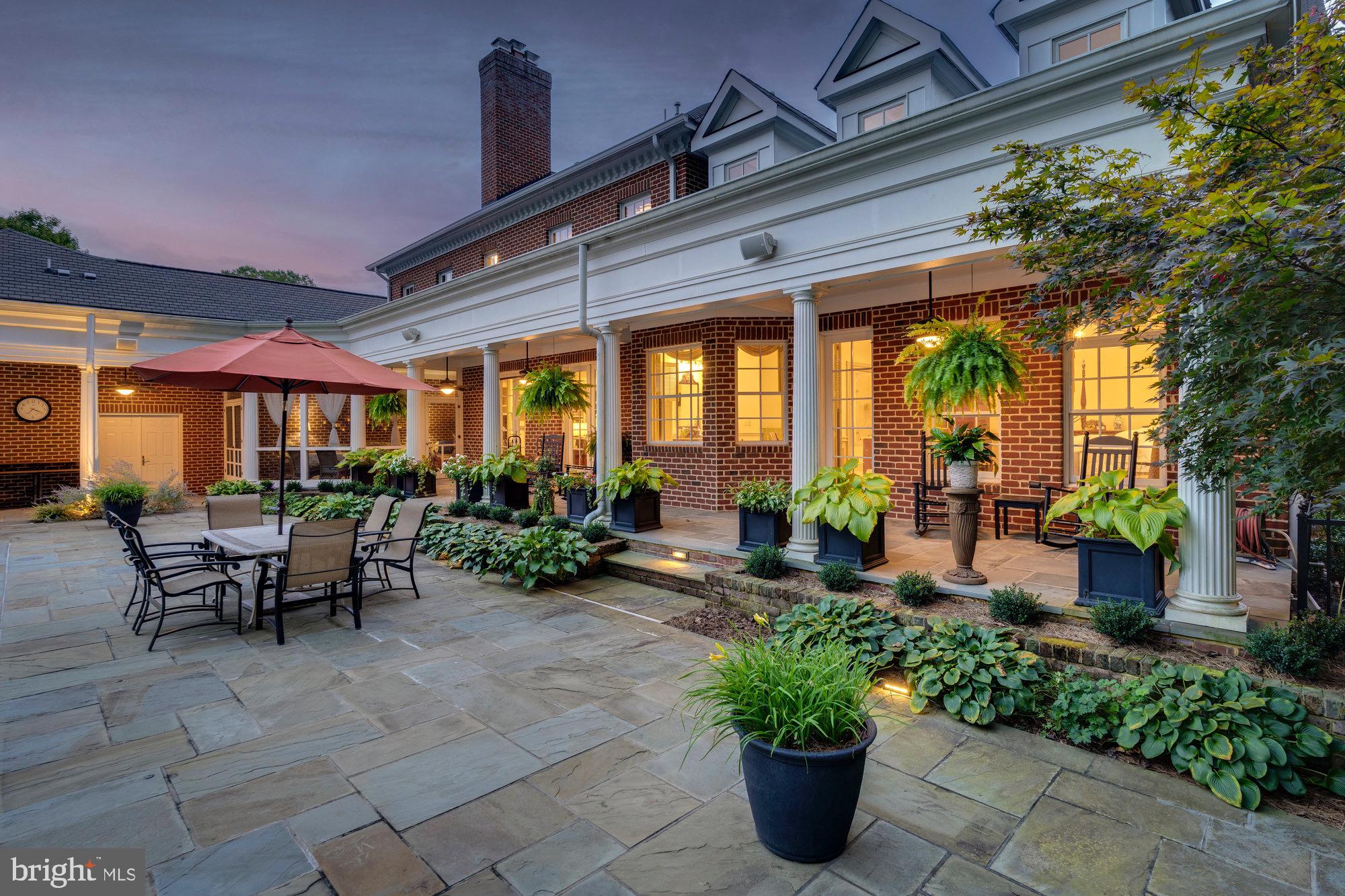 TEN PENNY WOODS - Residential