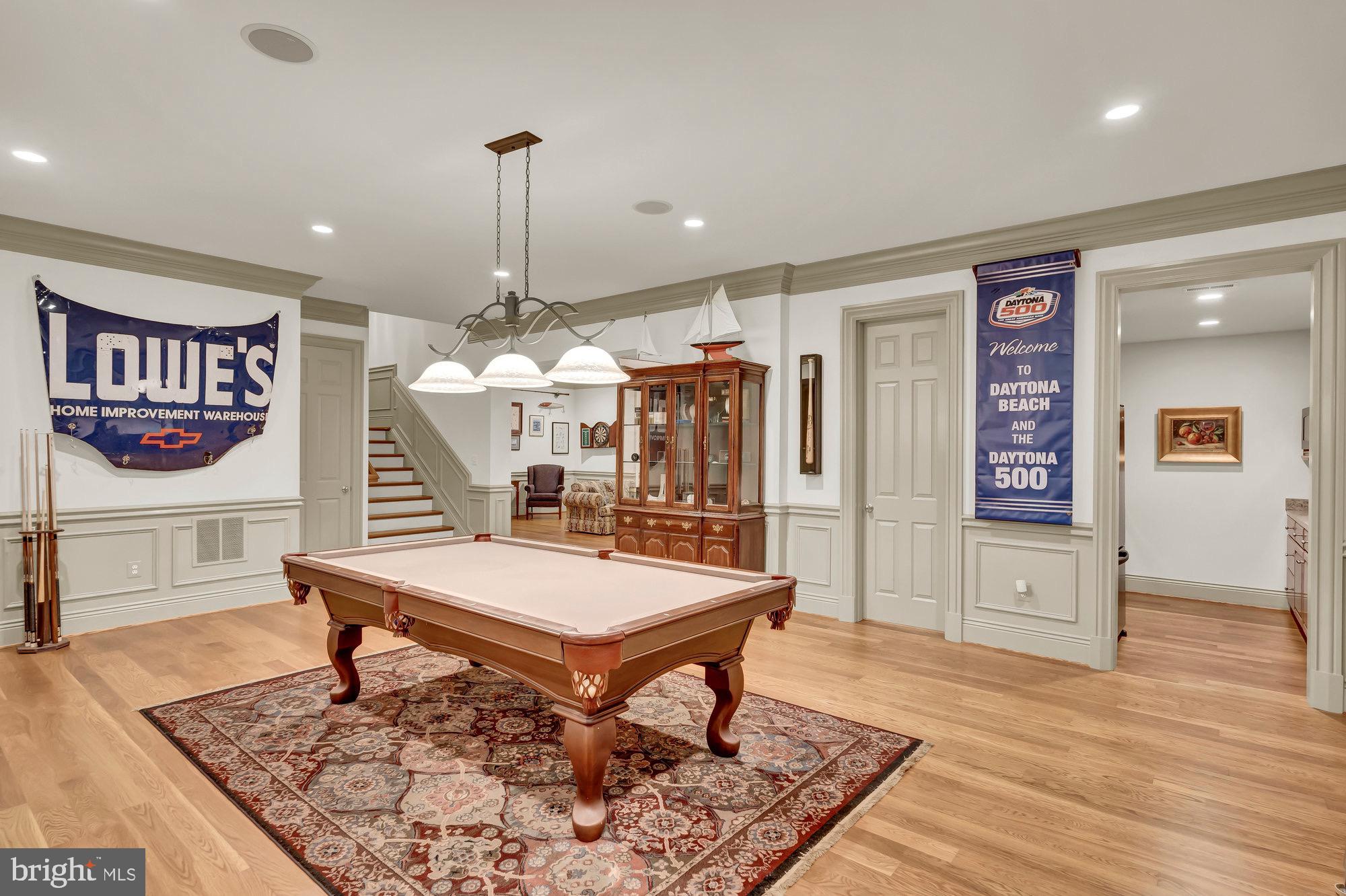 TEN PENNY WOODS - Residential