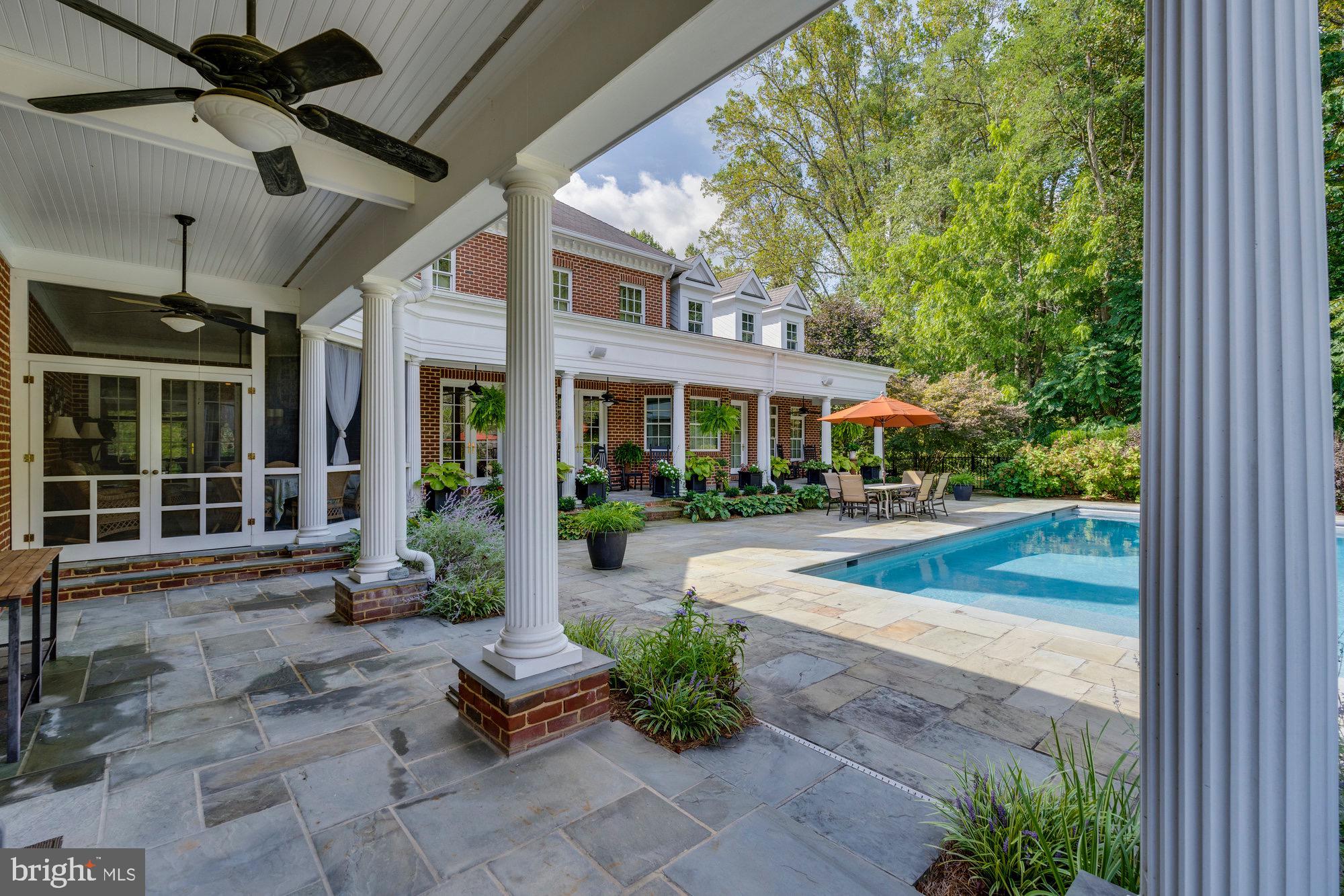 TEN PENNY WOODS - Residential