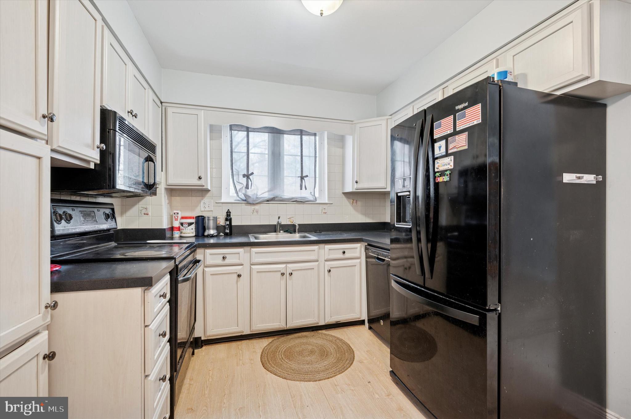 PHILADELPHIA - Residential