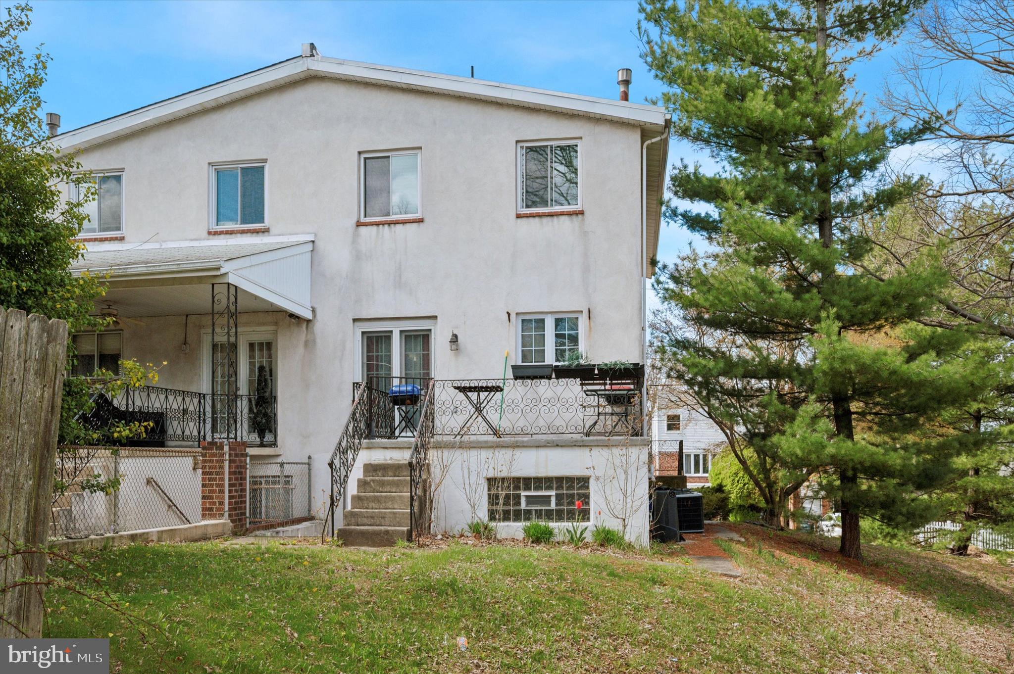 PHILADELPHIA - Residential