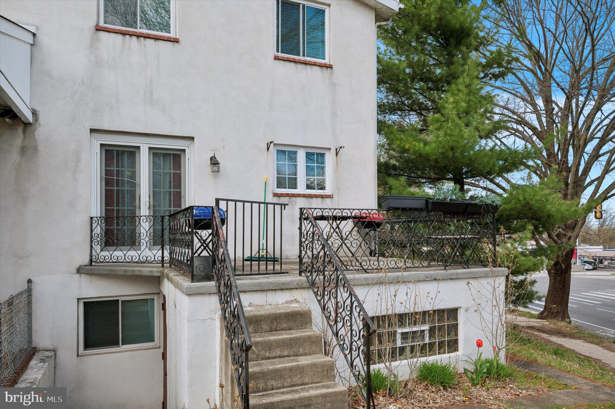 PHILADELPHIA - Residential