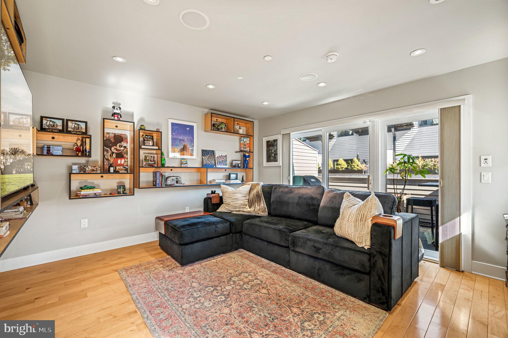 GRADUATE HOSPITAL - Residential