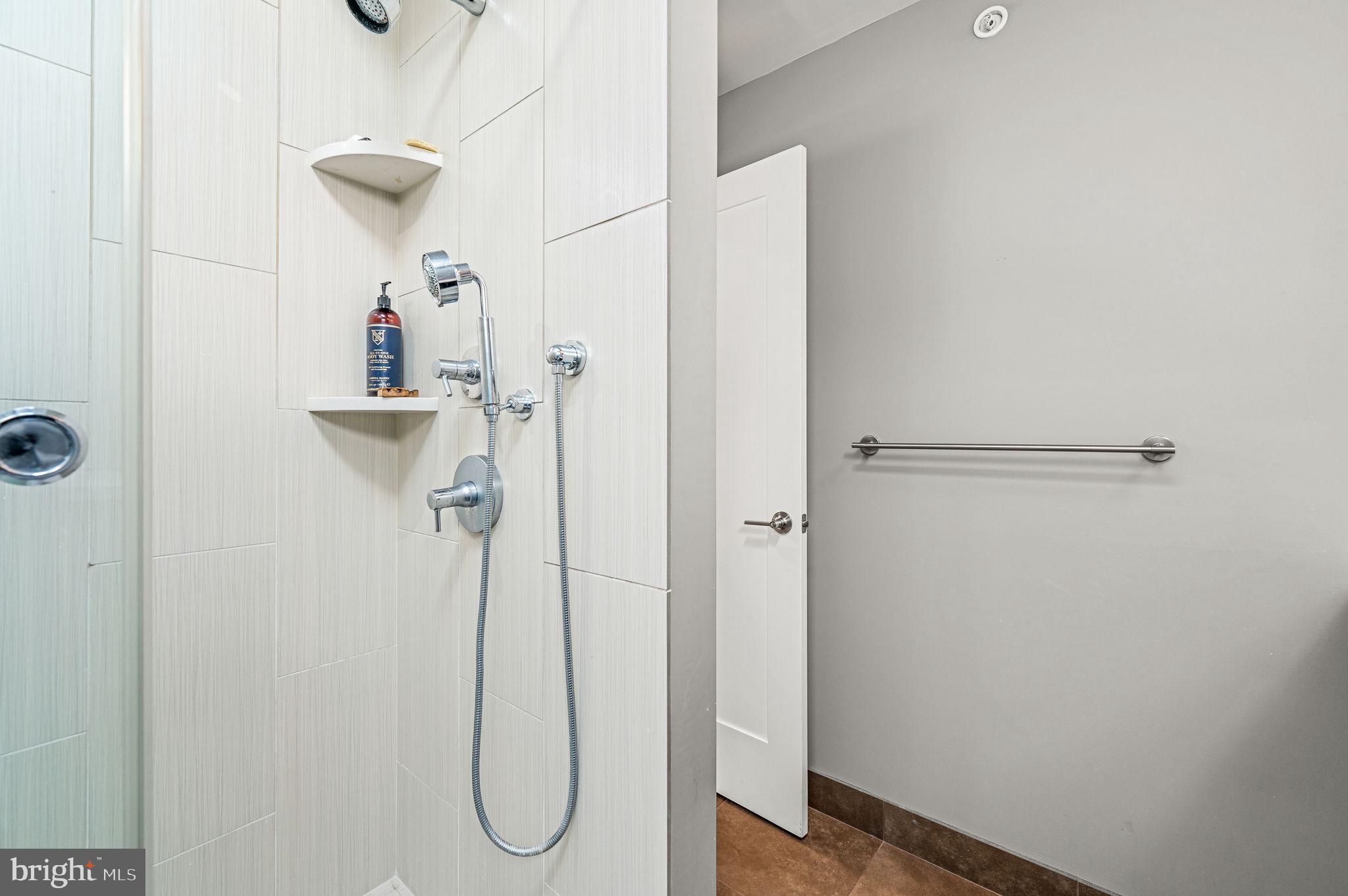 GRADUATE HOSPITAL - Residential