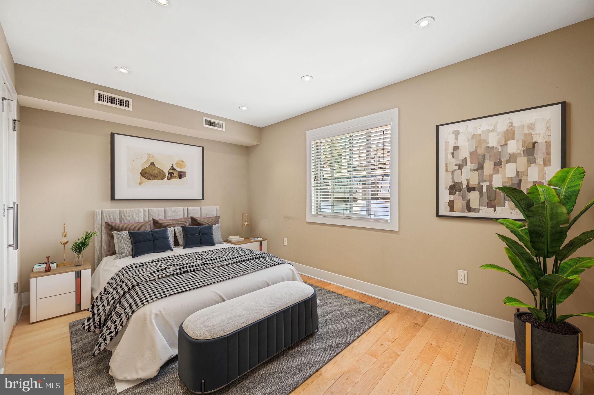 GRADUATE HOSPITAL - Residential