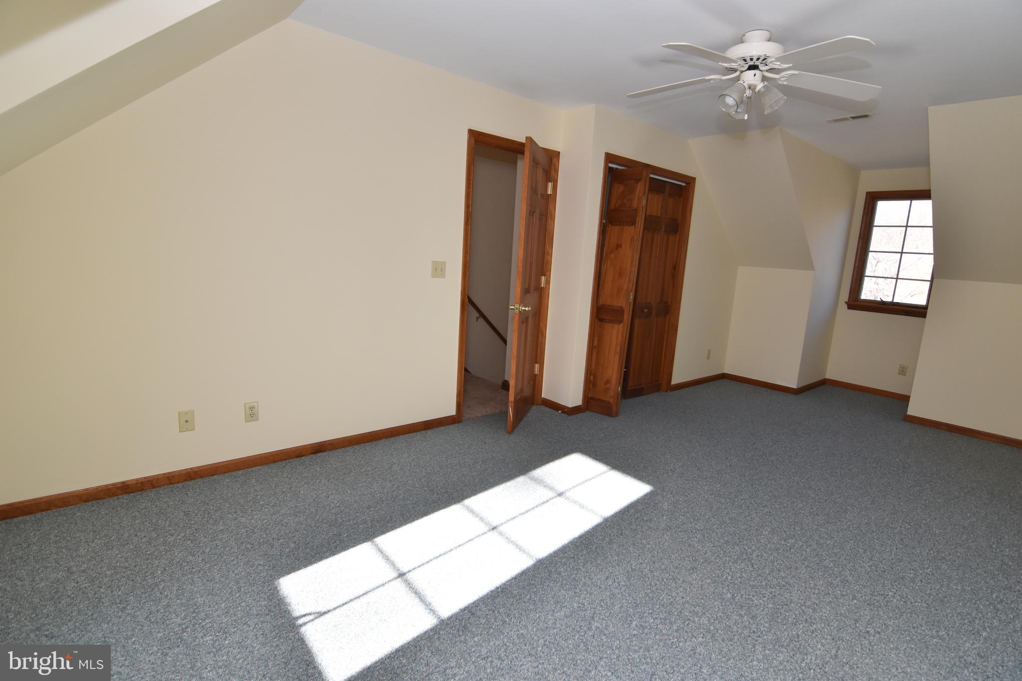 BRETON BAY ESTATES - Residential