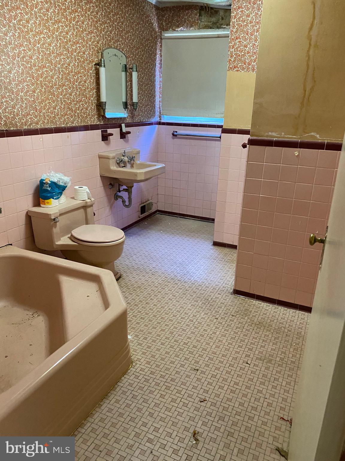 UPPER PARK HEIGHTS - Residential