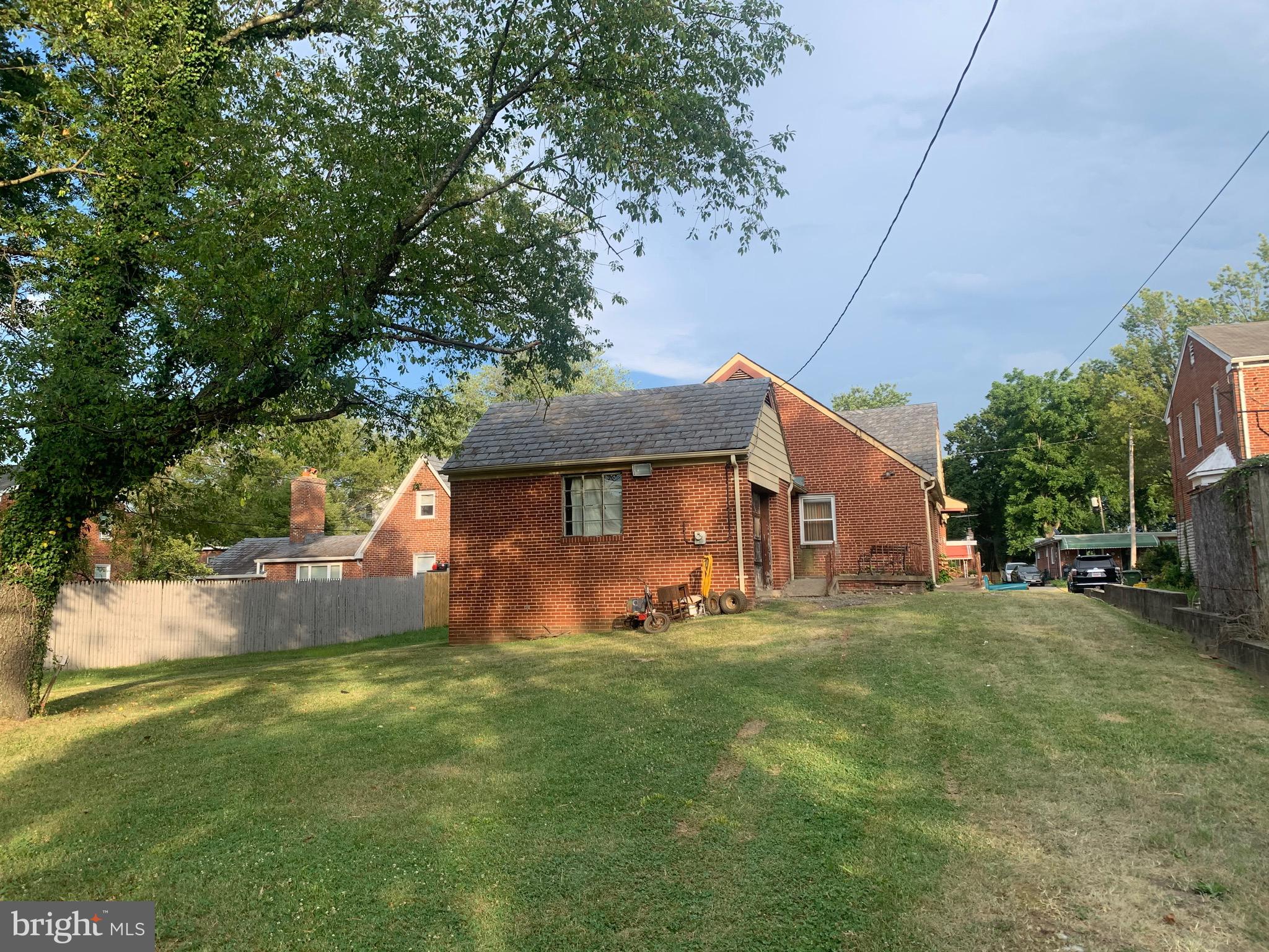 UPPER PARK HEIGHTS - Residential