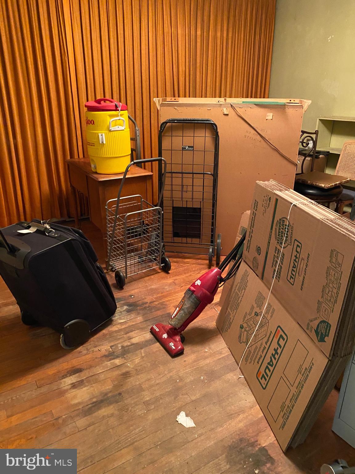 UPPER PARK HEIGHTS - Residential