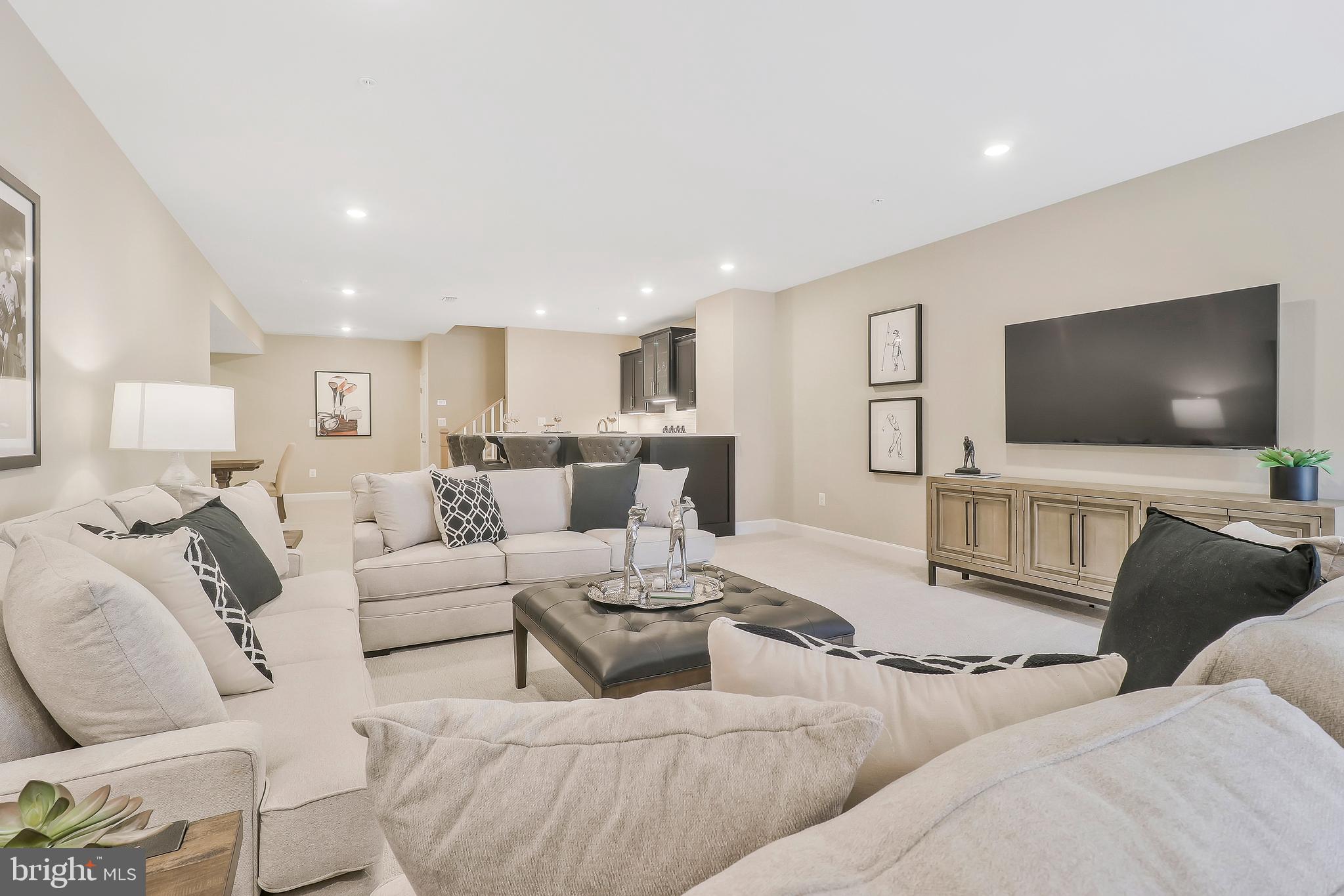 MAPLE HIGHLANDS - Residential