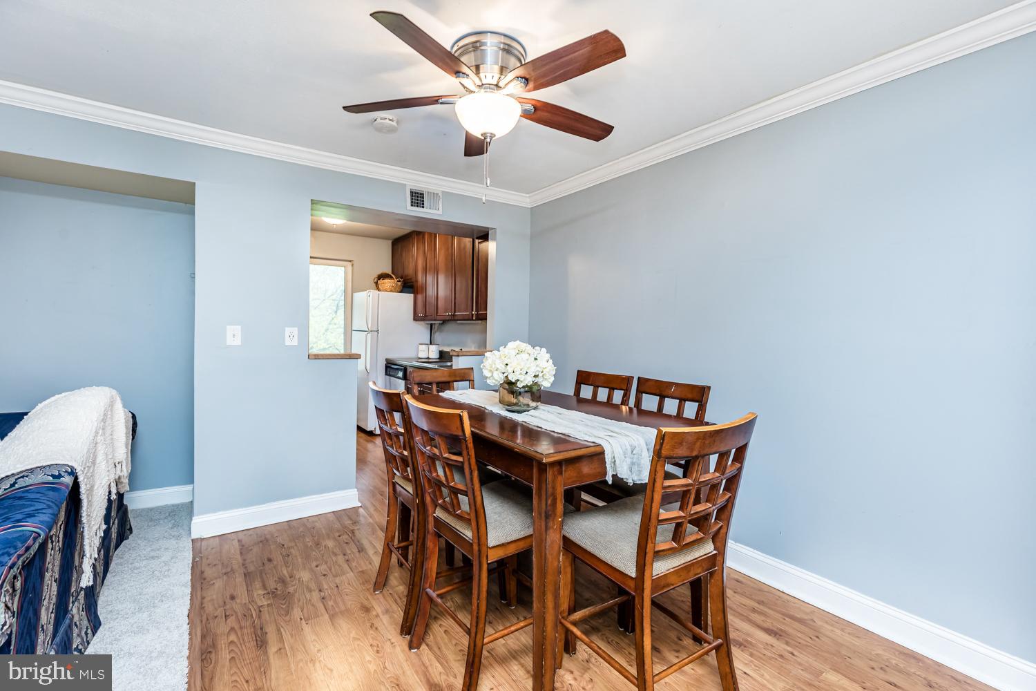 SHADOW OAKS - Residential