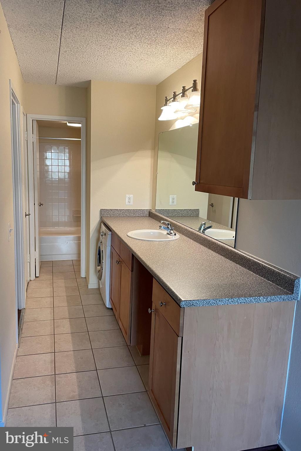 TWENTY-ONE - Residential Lease