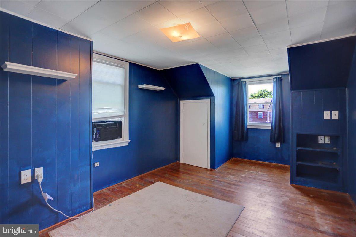 HAGERSTOWN - Residential