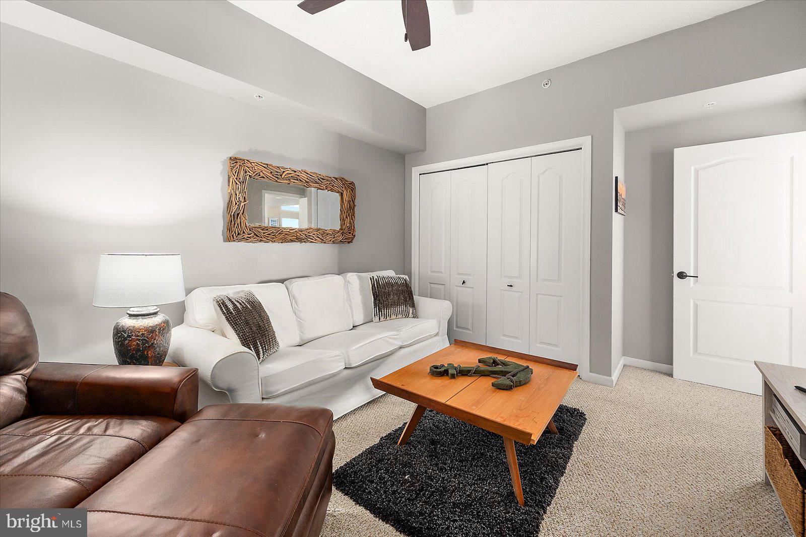 HARBOUR LIGHT CONDOS - Residential