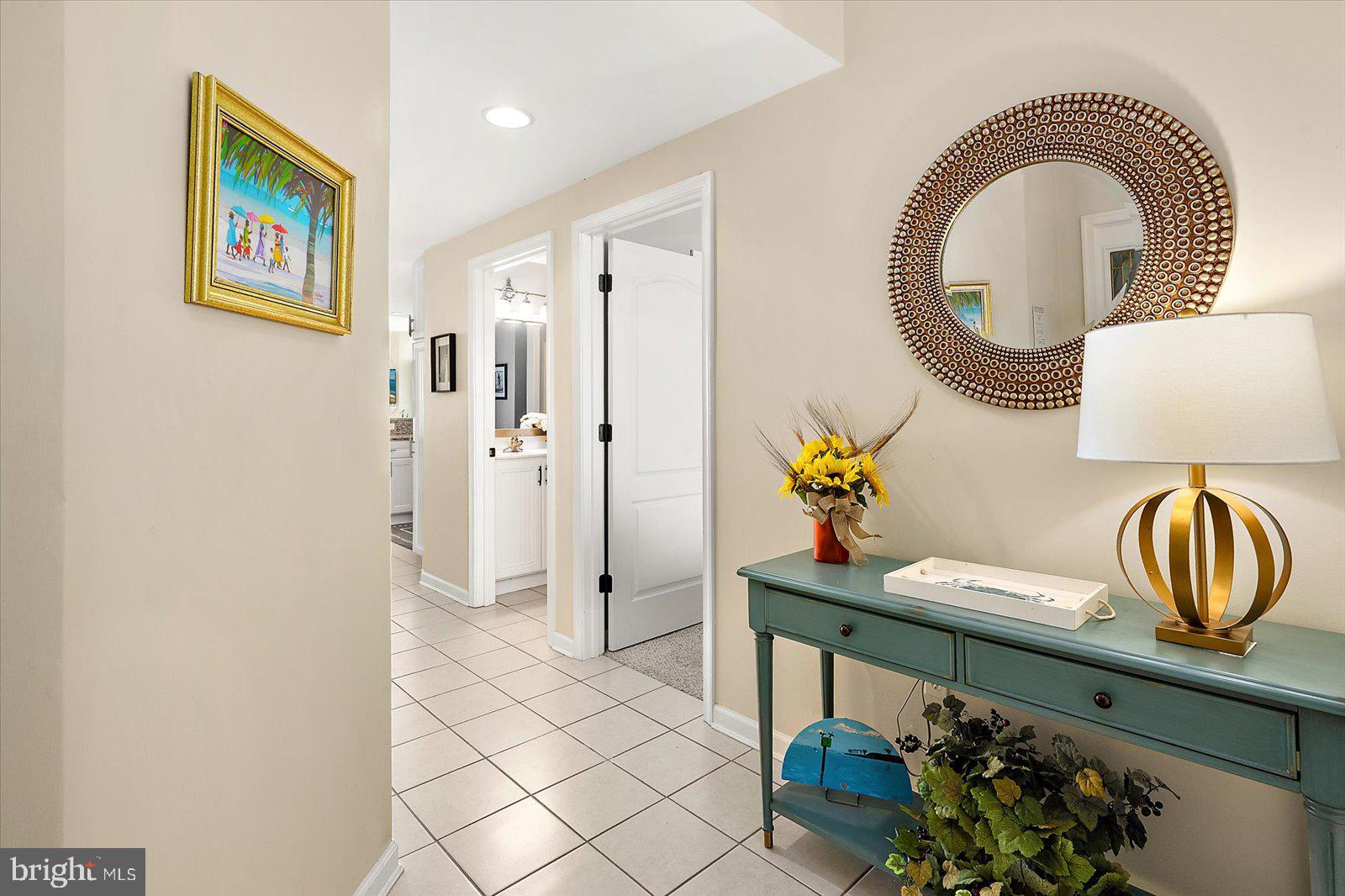 HARBOUR LIGHT CONDOS - Residential