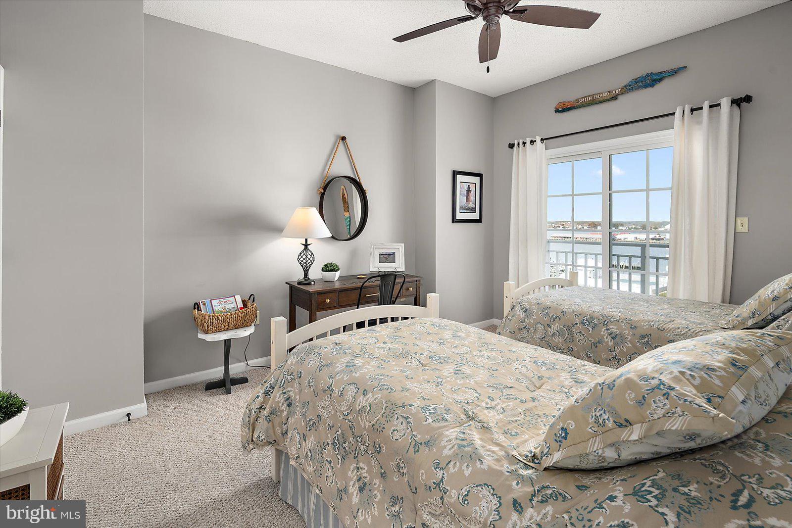 HARBOUR LIGHT CONDOS - Residential