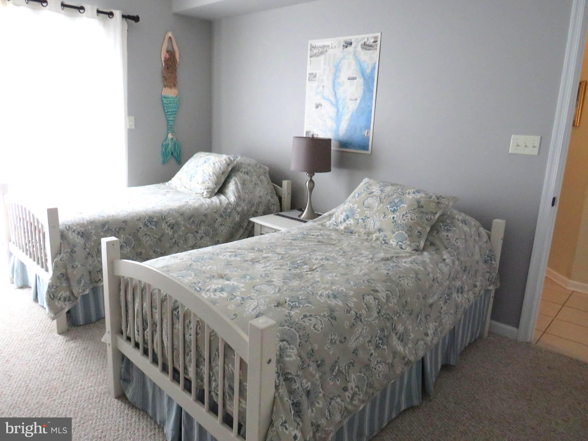 HARBOUR LIGHT CONDOS - Residential