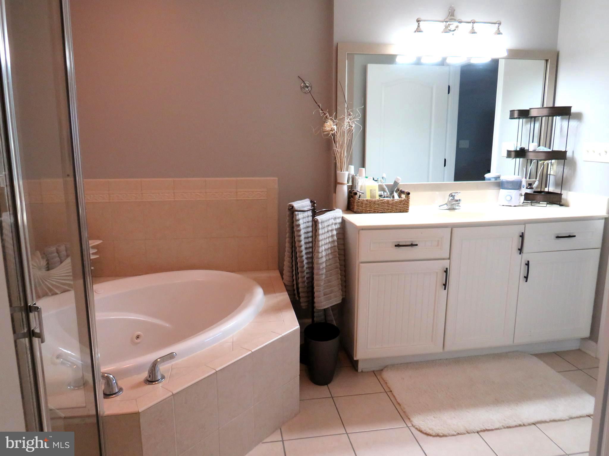 HARBOUR LIGHT CONDOS - Residential