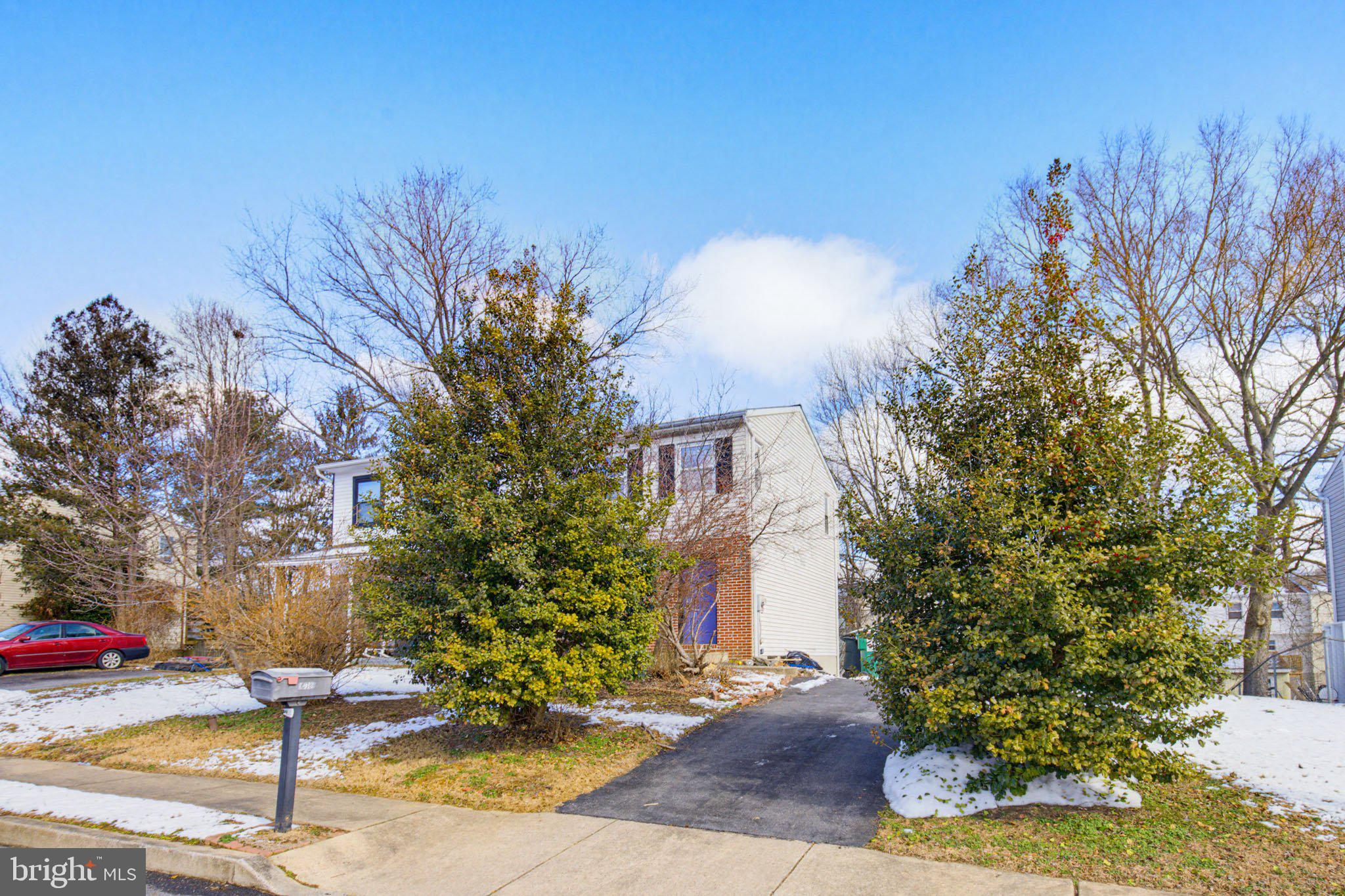 1038 MONTICELLO LANE