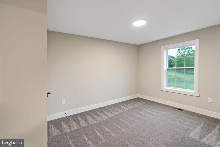 HIDDEN RIVER FARM - Residential