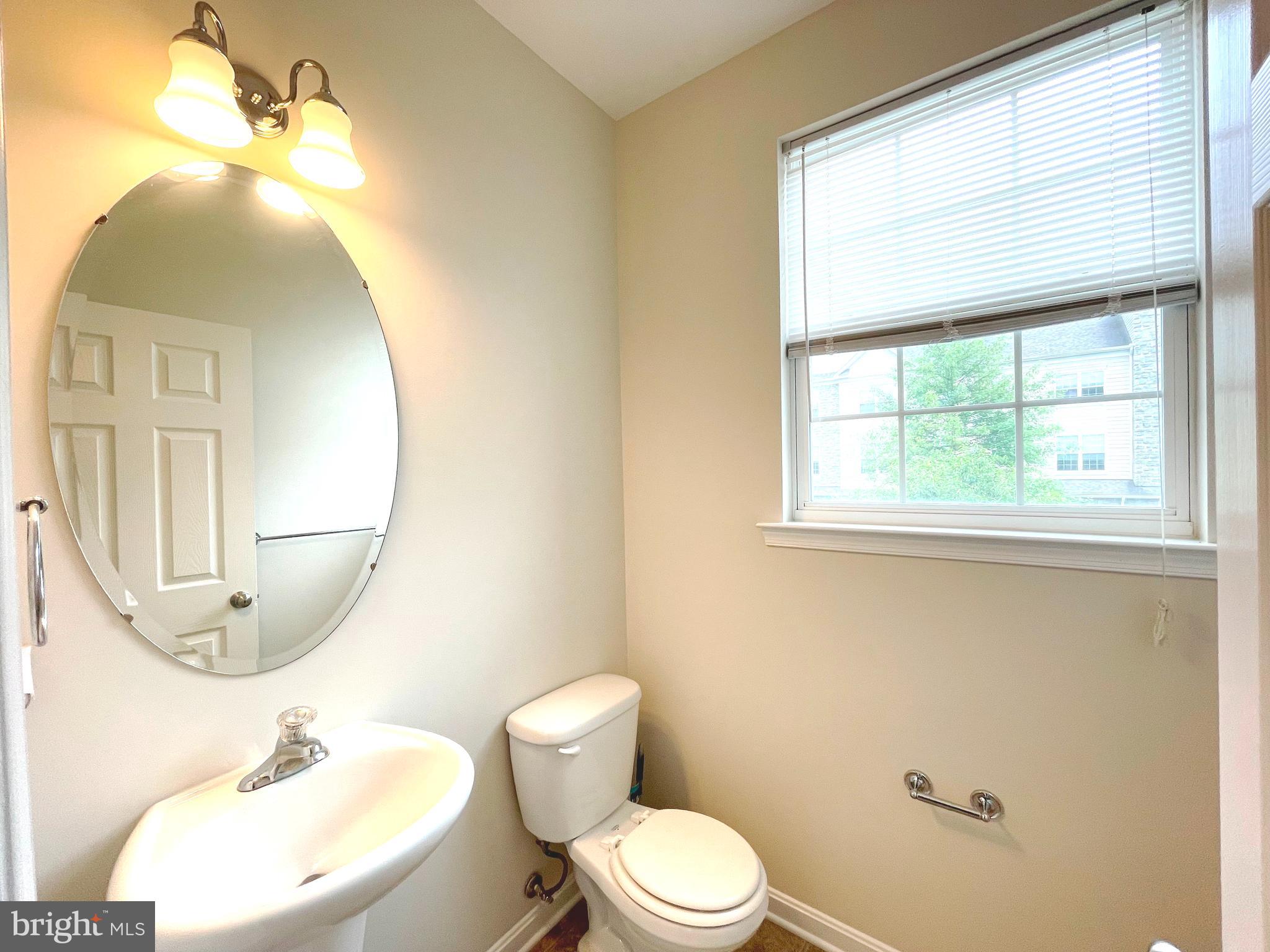 PRINCE FREDERICK CROSSING - Residential Lease