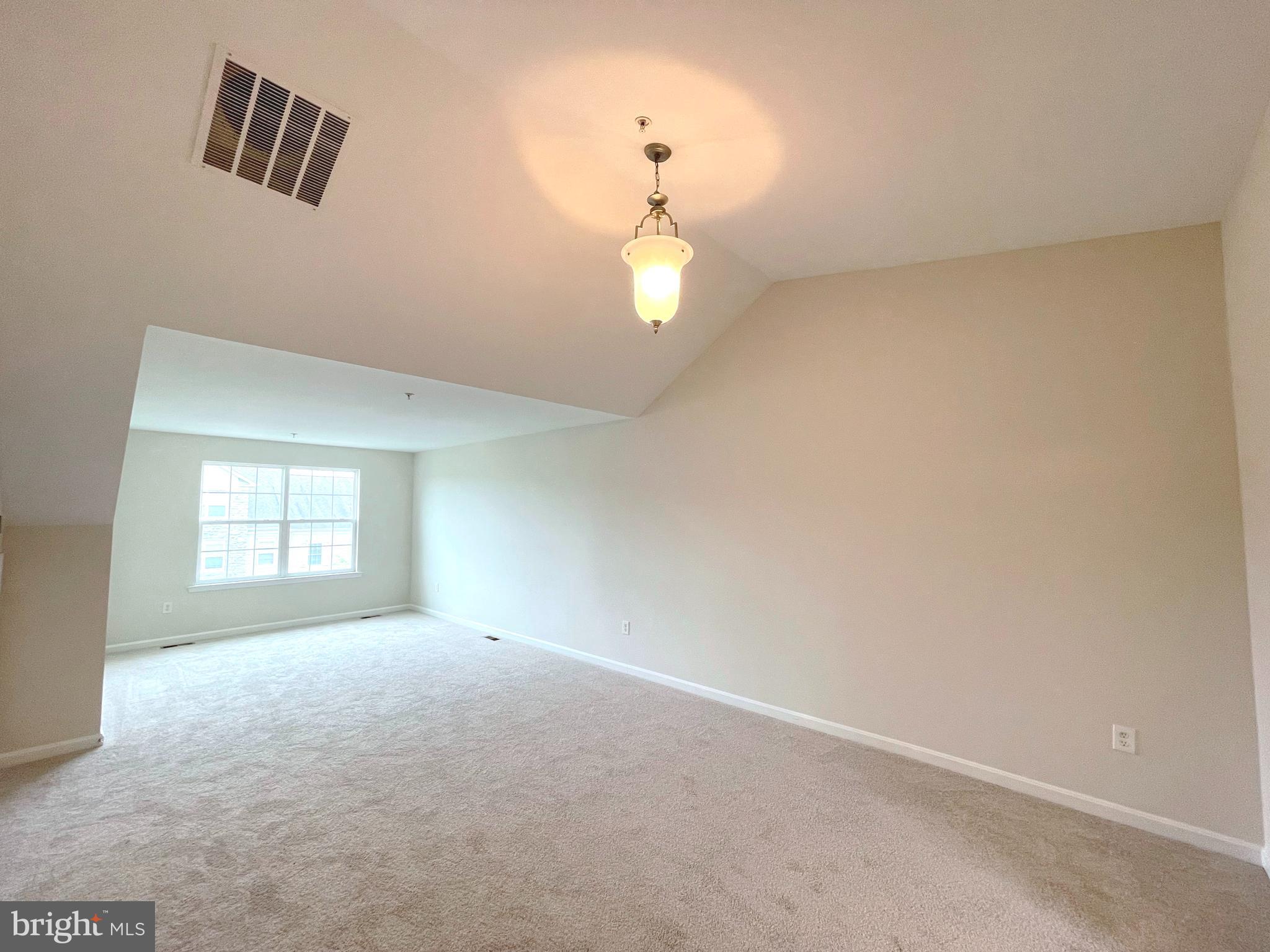 PRINCE FREDERICK CROSSING - Residential Lease