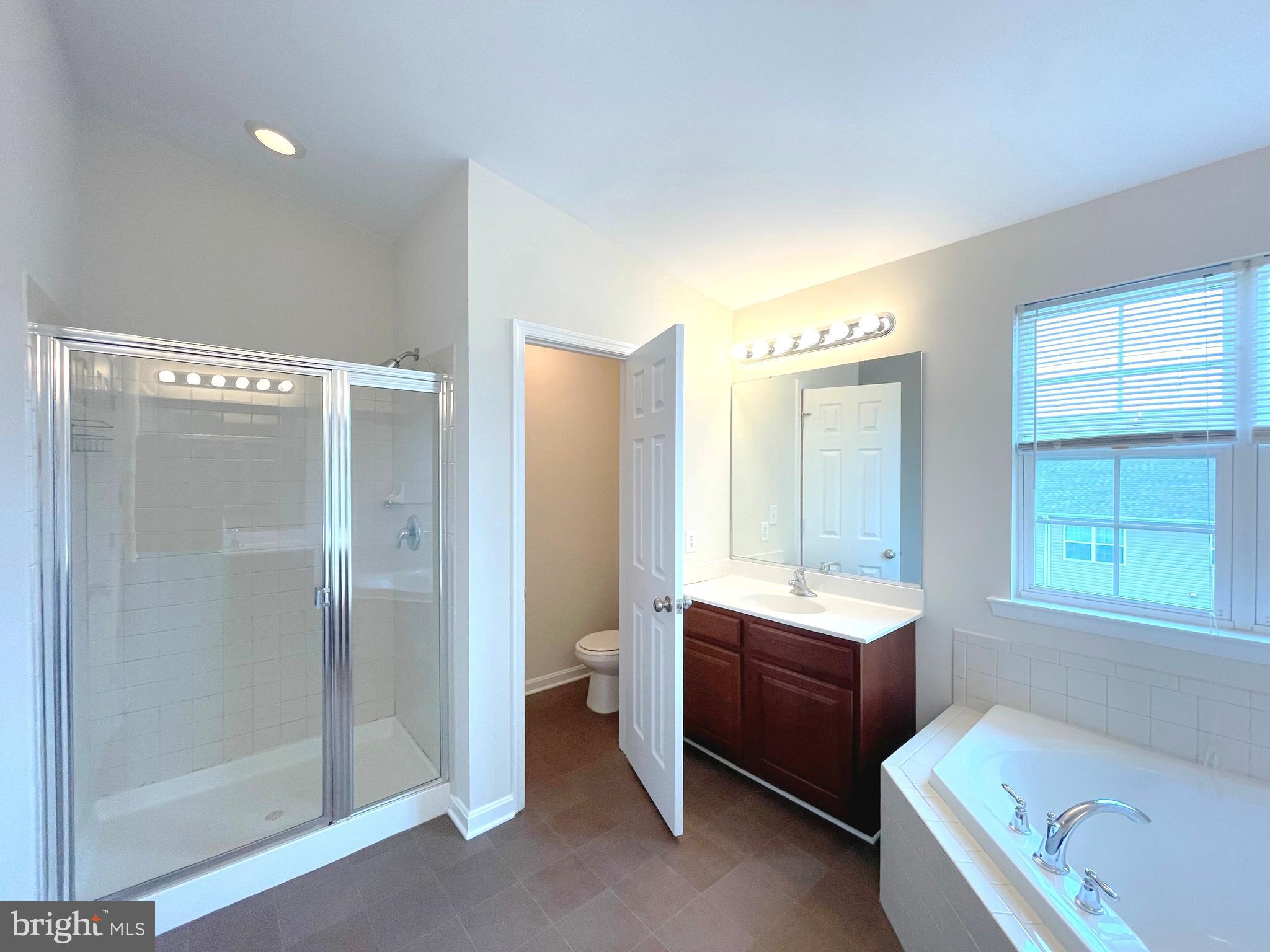 PRINCE FREDERICK CROSSING - Residential Lease