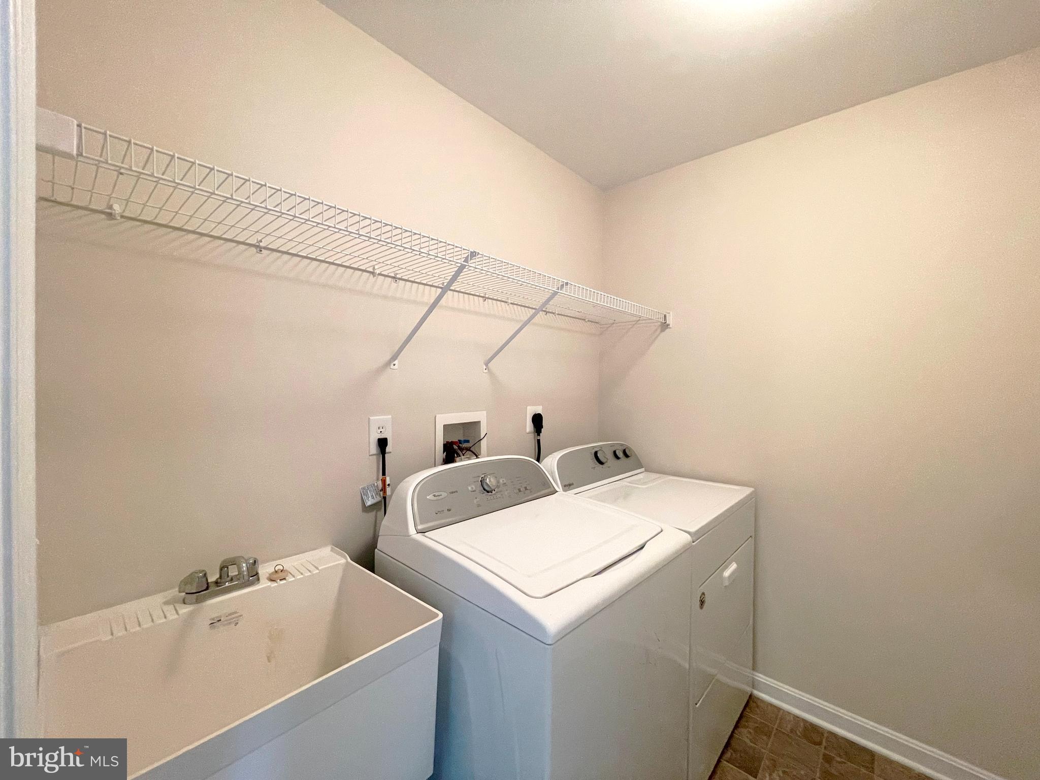 PRINCE FREDERICK CROSSING - Residential Lease