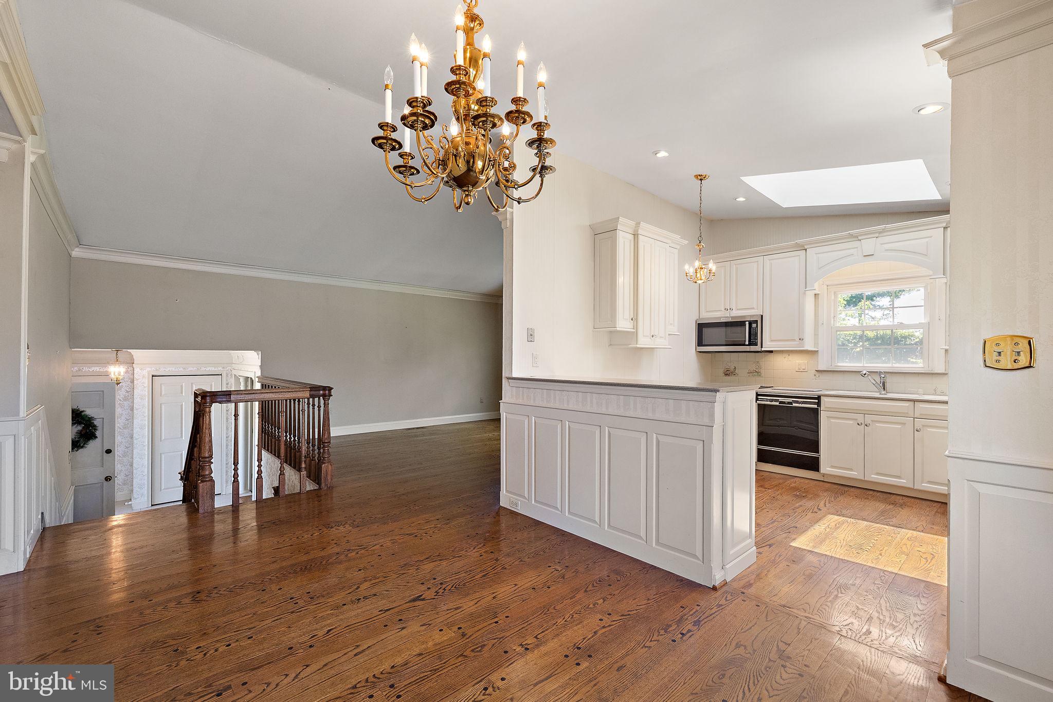 12 WASHINGTON AVENUE