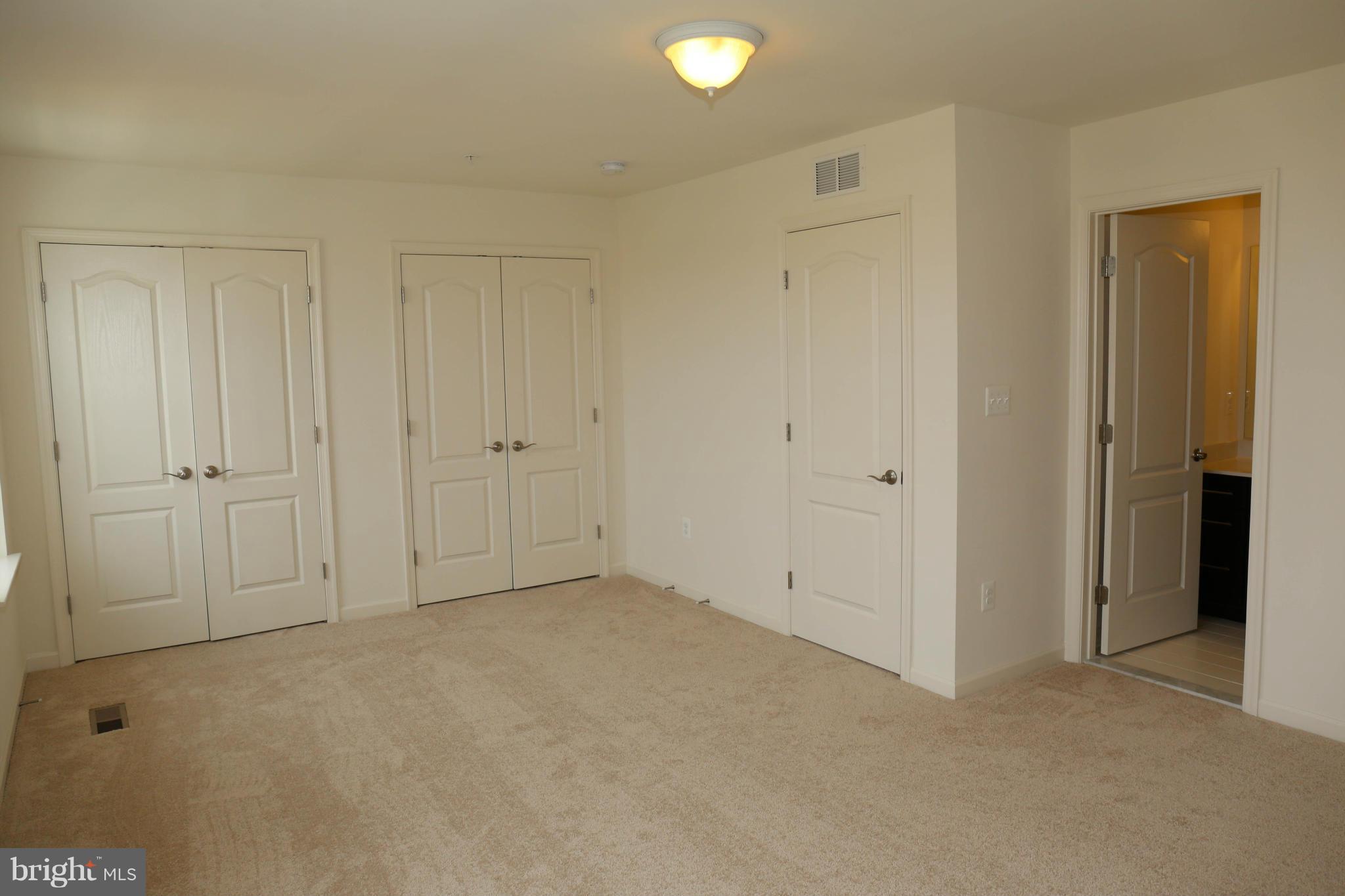 BALLARD GREEN - Residential Lease