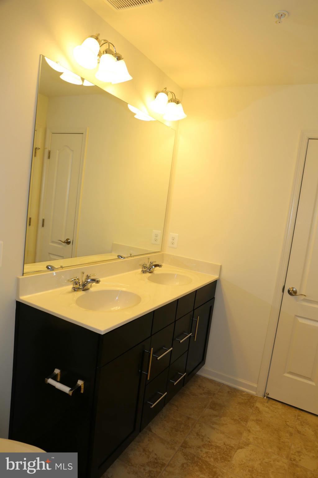 BALLARD GREEN - Residential Lease